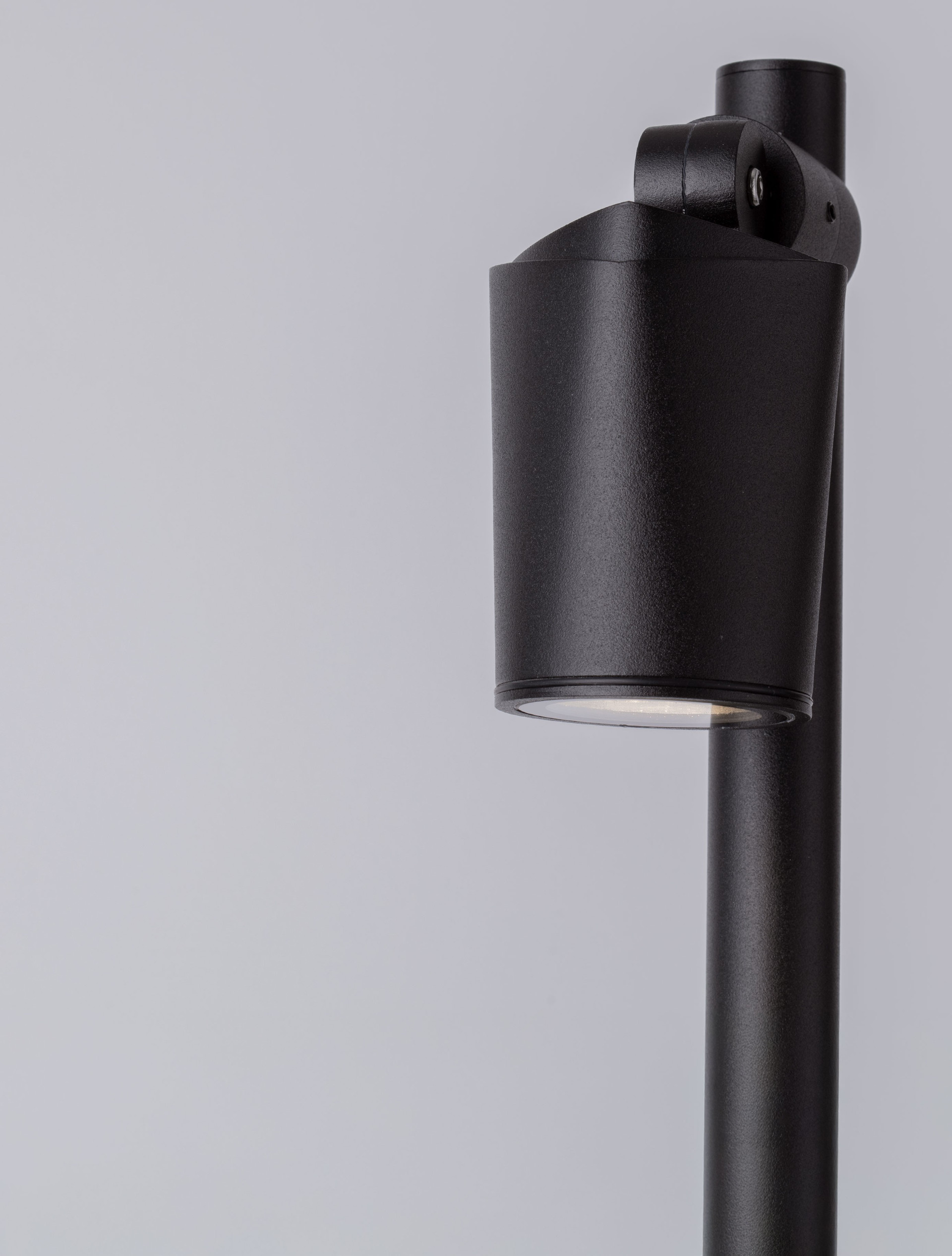 SPY | L 7.5 W 14 H 50 cm | 10 W | IP65 | Black | Aluminum