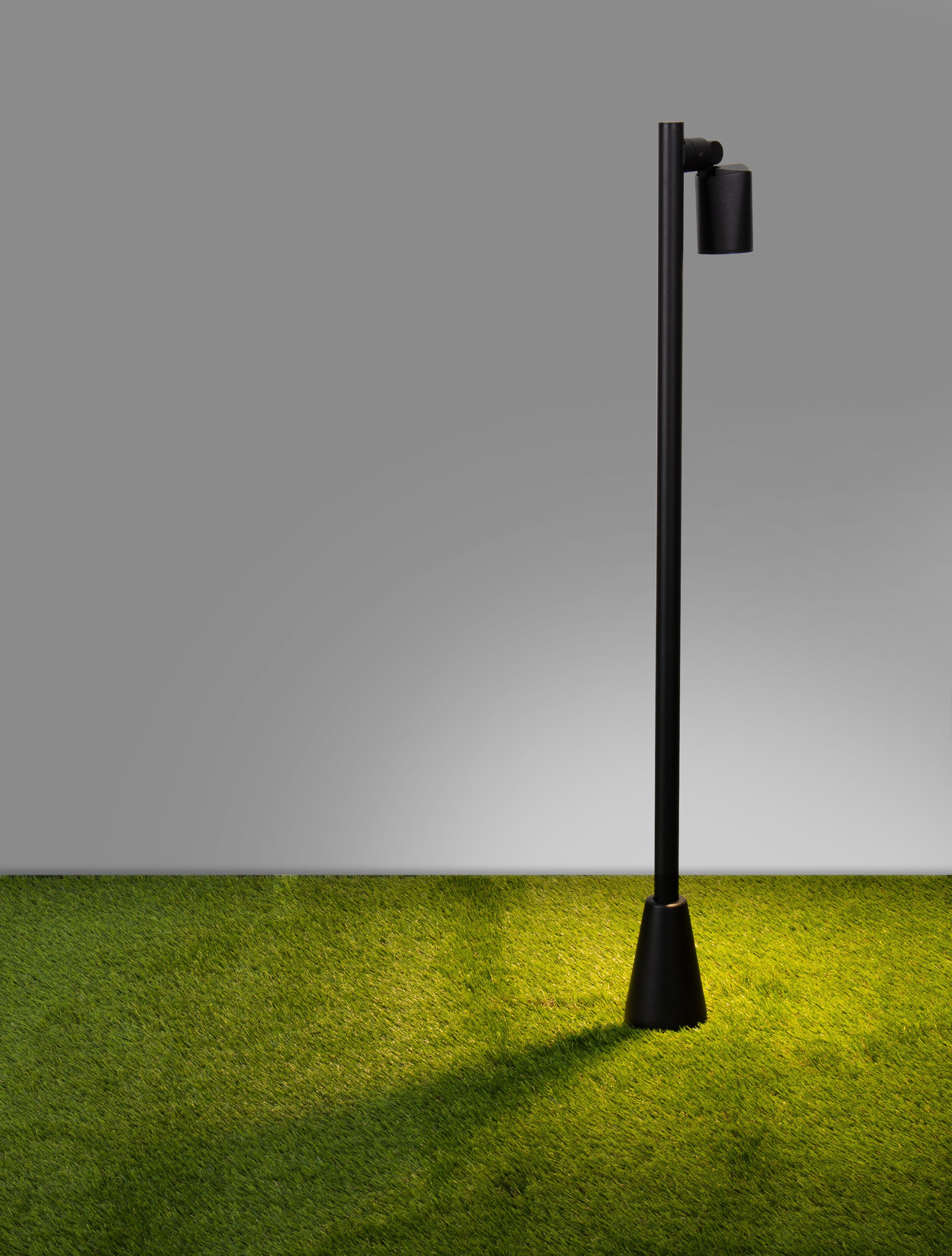 SPY | L 7.5 W 14 H 100 cm | 10 W | IP65 | Black | Aluminum