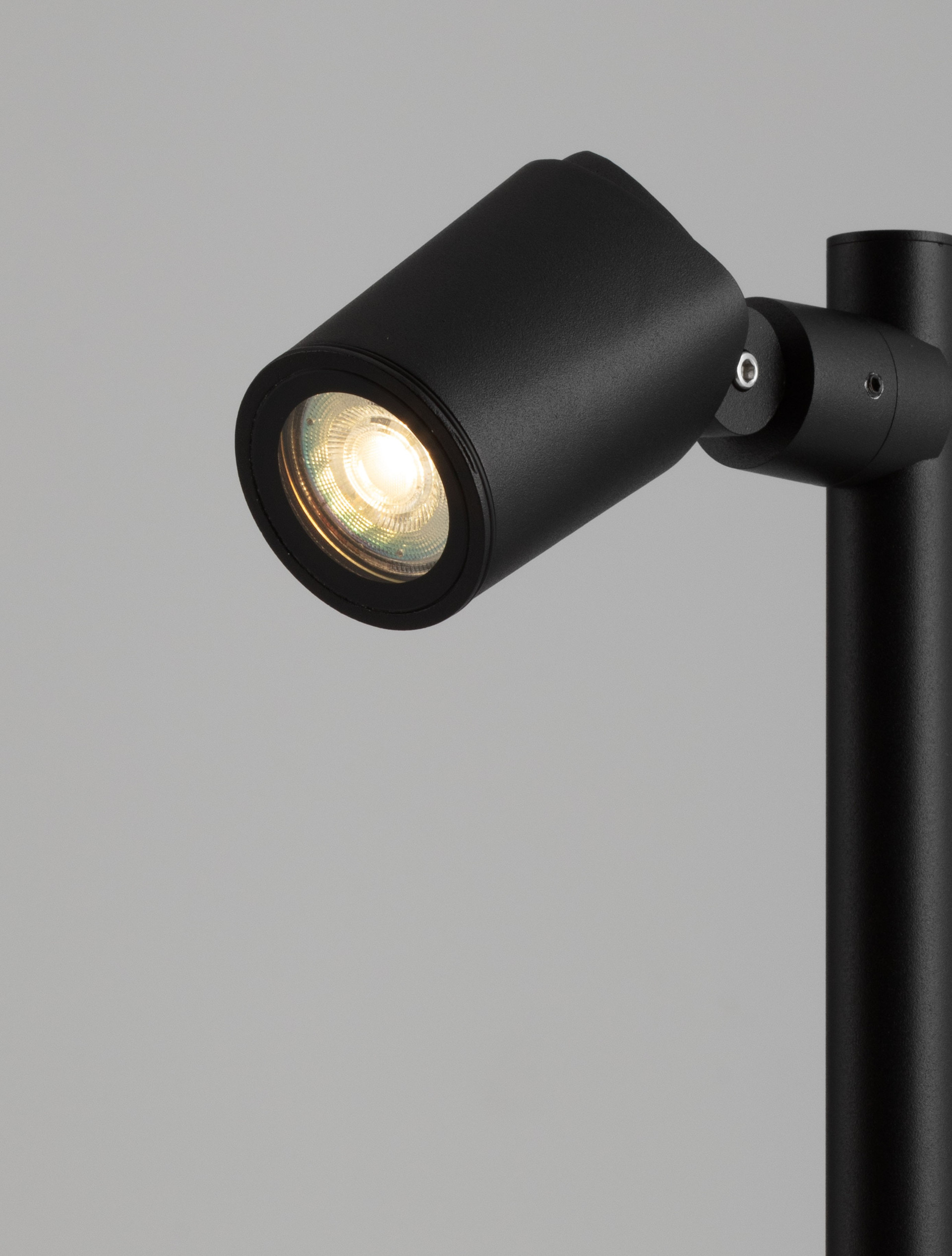 SPY | L 7.5 W 14 H 100 cm | 10 W | IP65 | Black | Aluminum