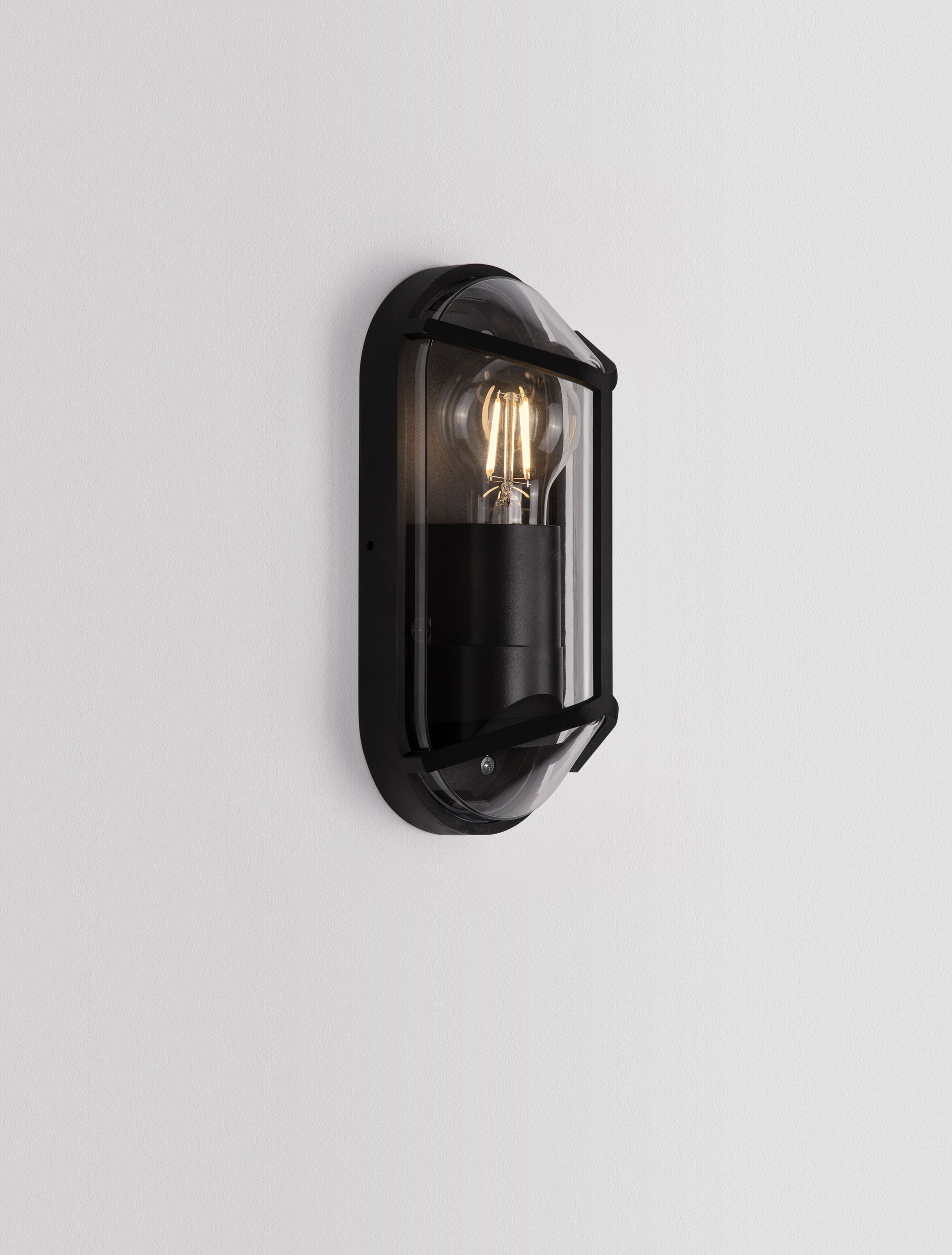 AMEL | L 9.5 W 9 H 23 cm | 12 W | IP65 | Black | Aluminum
