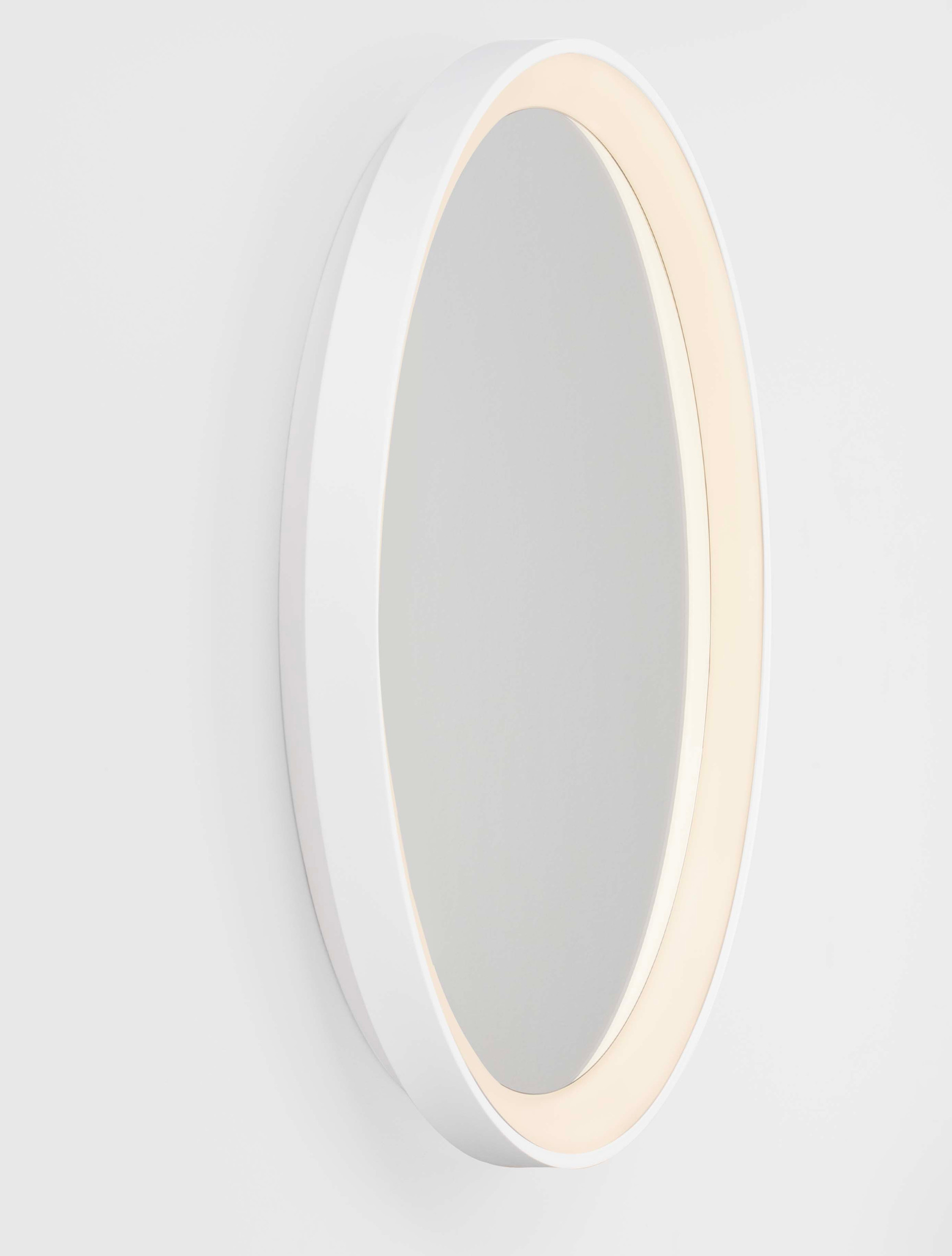 ONAR | W 6 D 58 cm | 21 W | 3000 K | 870 lm | IP44 | White | Aluminum/Acrylic/Mirror Glass