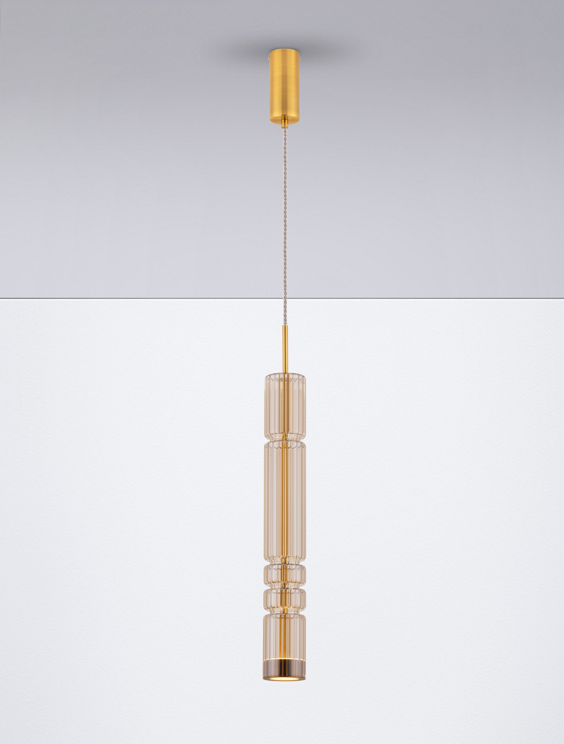 BENTO | H 180 D 8 cm | 7 W | 3000 K | 284 lm | IP20 | Brass/Amber | Glass/Metal