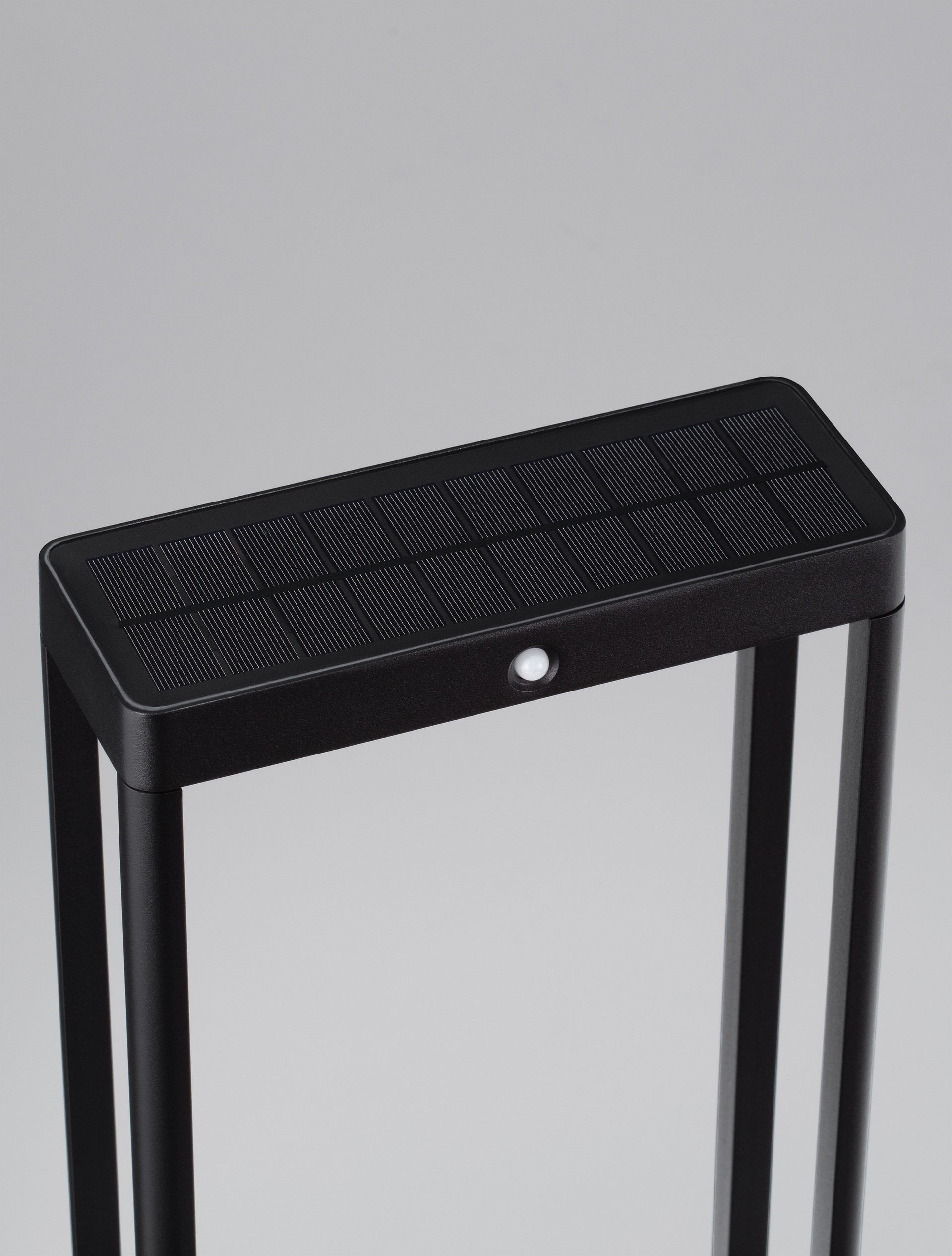 BERNI | L 23 W 8.6 H 70 cm | 2 W | 3000 K | 108 lm | IP65 | Black | Aluminum