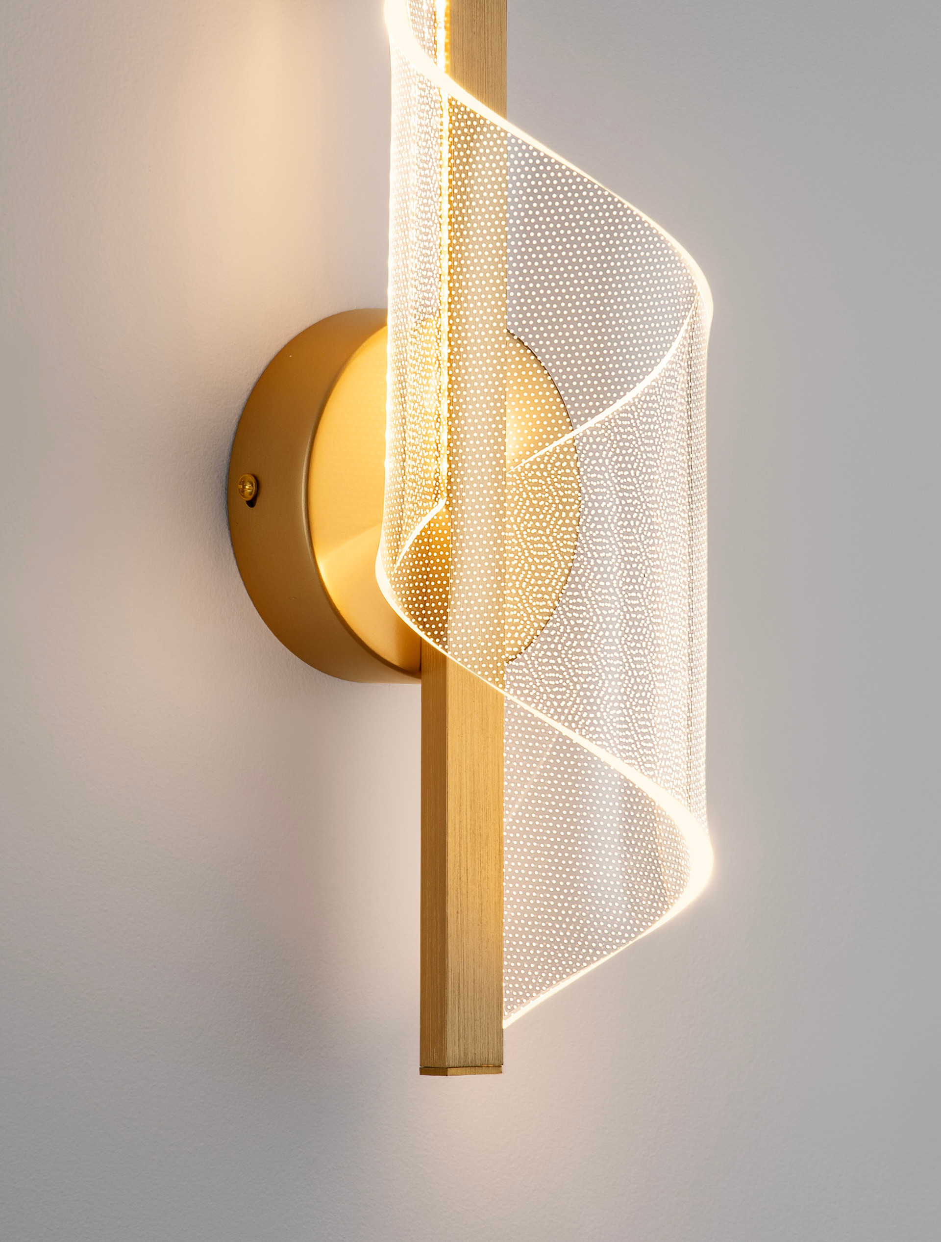 VALENTIN | L 11 W 13 H 33 cm | 9 W | 3000 K | 668 lm | IP20 | Gold | Aluminum/Acrylic