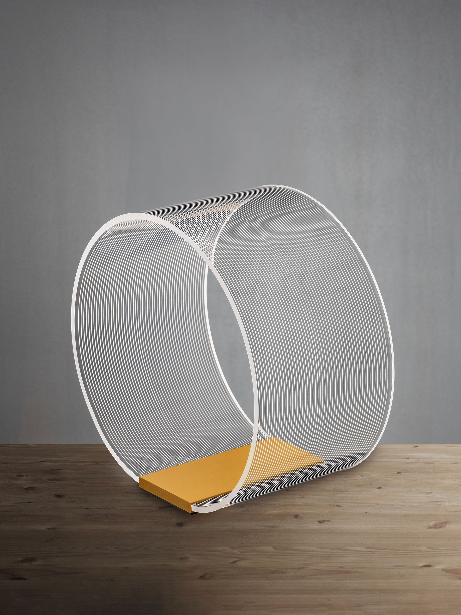VALENTIN | L 28 W 16 H 27.6 cm | 14 W | 3000 K | 786 lm | IP20 | Gold | Aluminum/Acrylic