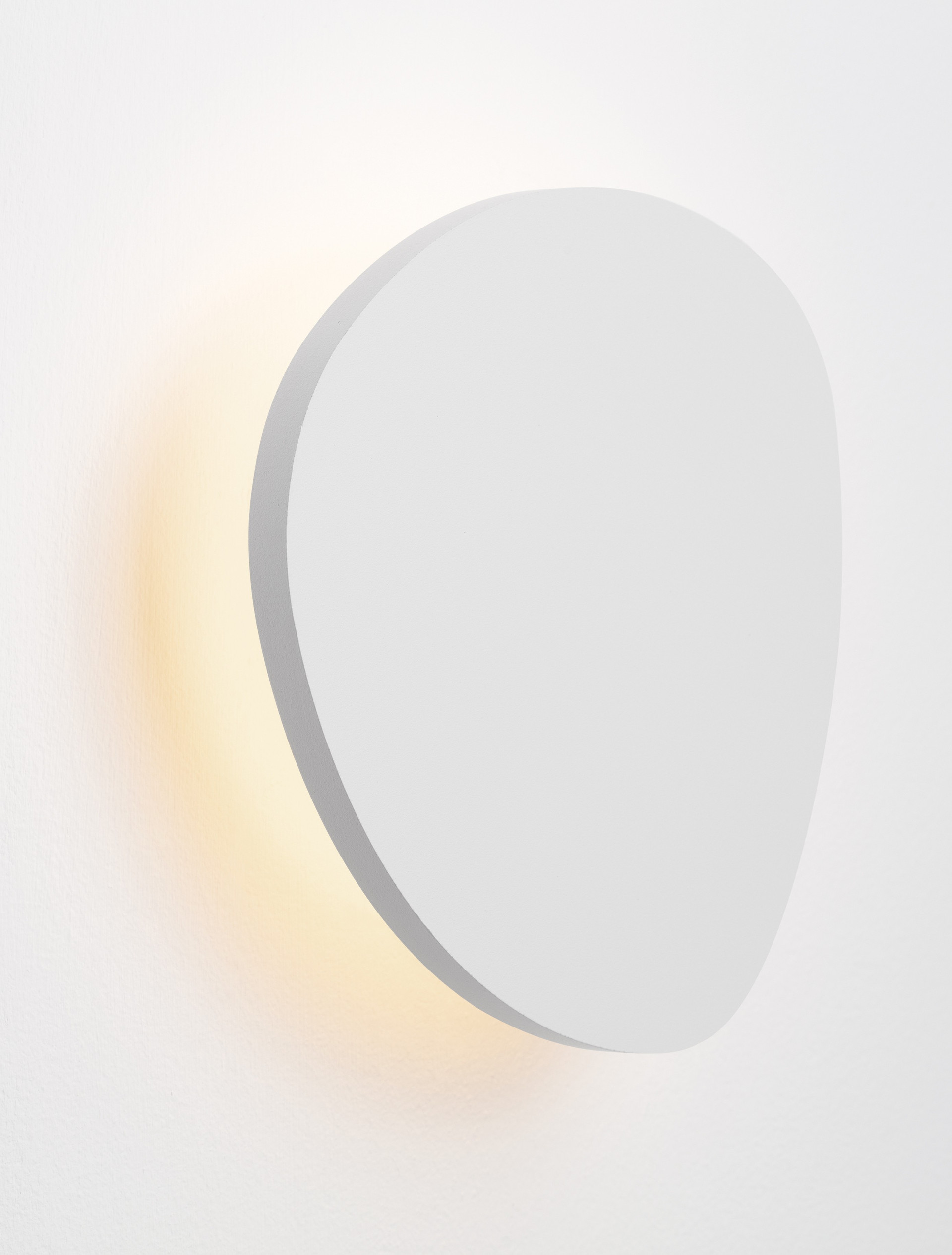 ATENA | L 15.3 W 3.5 H 14.7 cm | 6 W | 3000 K | 364 lm | IP20 | White | Aluminum
