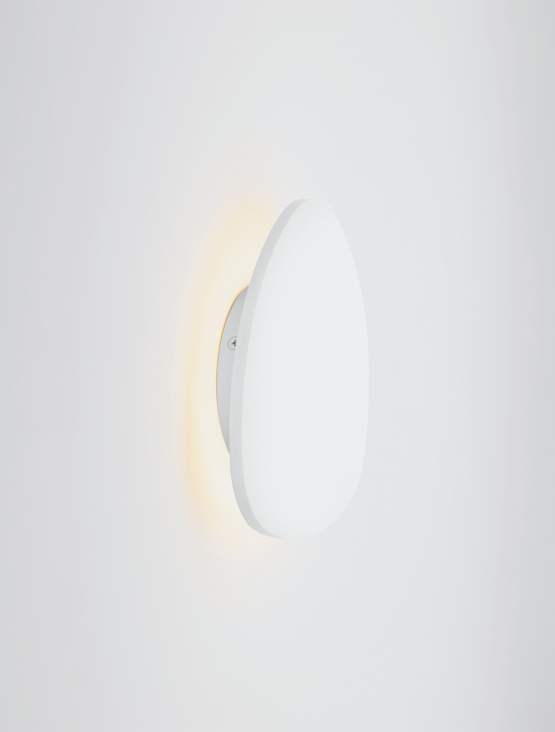 ATENA | L 19.9 W 3.5 H 19.1 cm | 8 W | 3000 K | 507 lm | IP20 | White | Aluminum