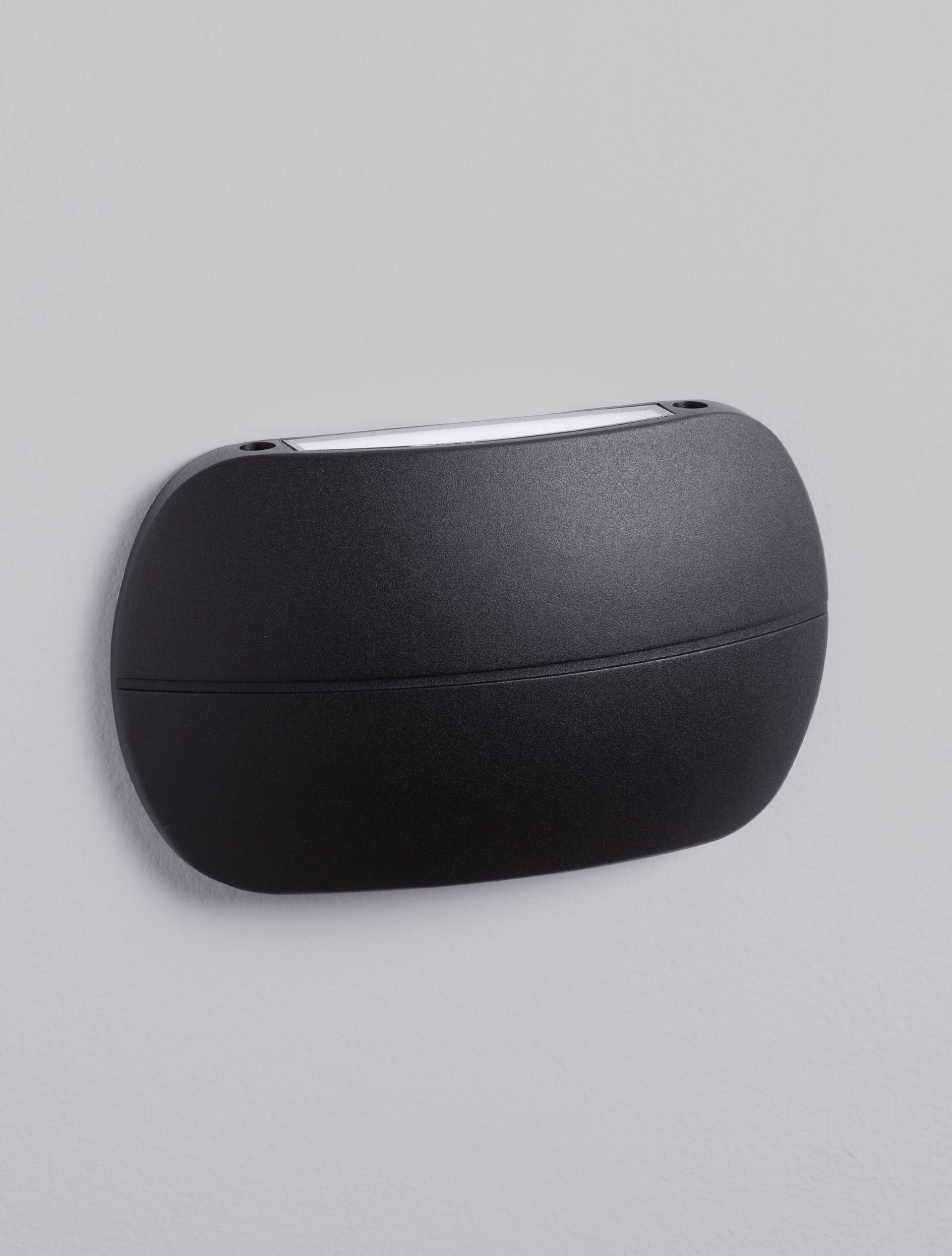 PRATO | L 18.4 W 3.6 H 11 cm | 10 W | 3000 K | 434 lm | IP65 | Black | Aluminum