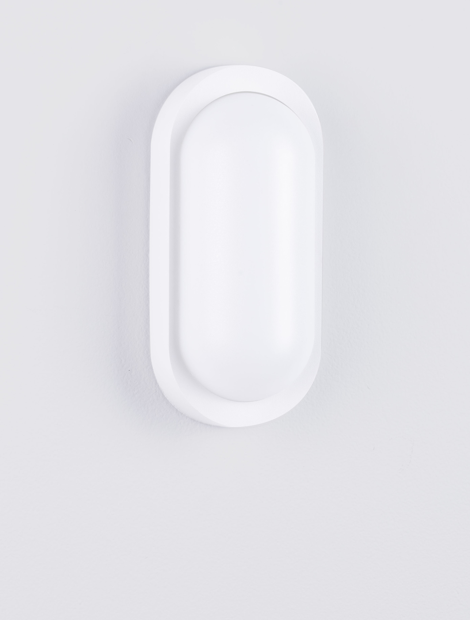TIEPOLO | L 10 W 6 H 21 cm | 11 W | 3000 K | 885 lm | IP65 | White | Polycarbonate