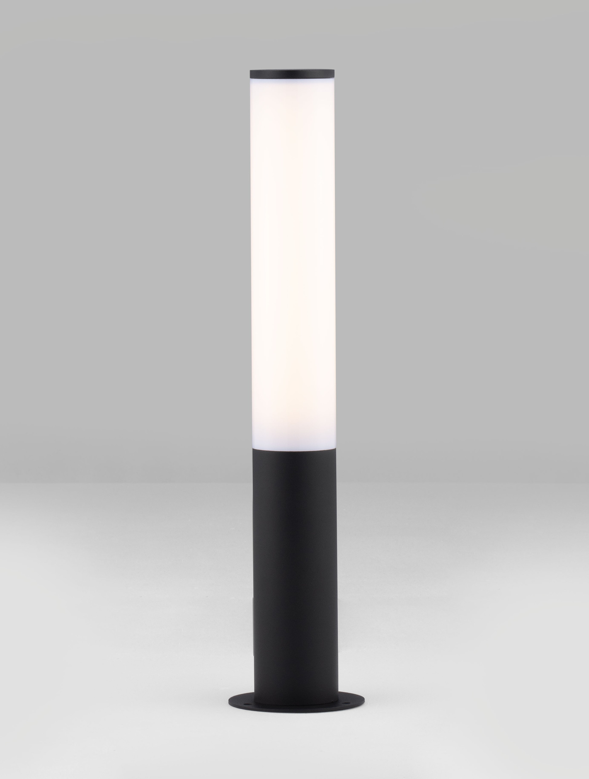 TUBE | H 60 D 8 cm | 14 W | 3000 K | 643 lm | IP54 | Black | Aluminum