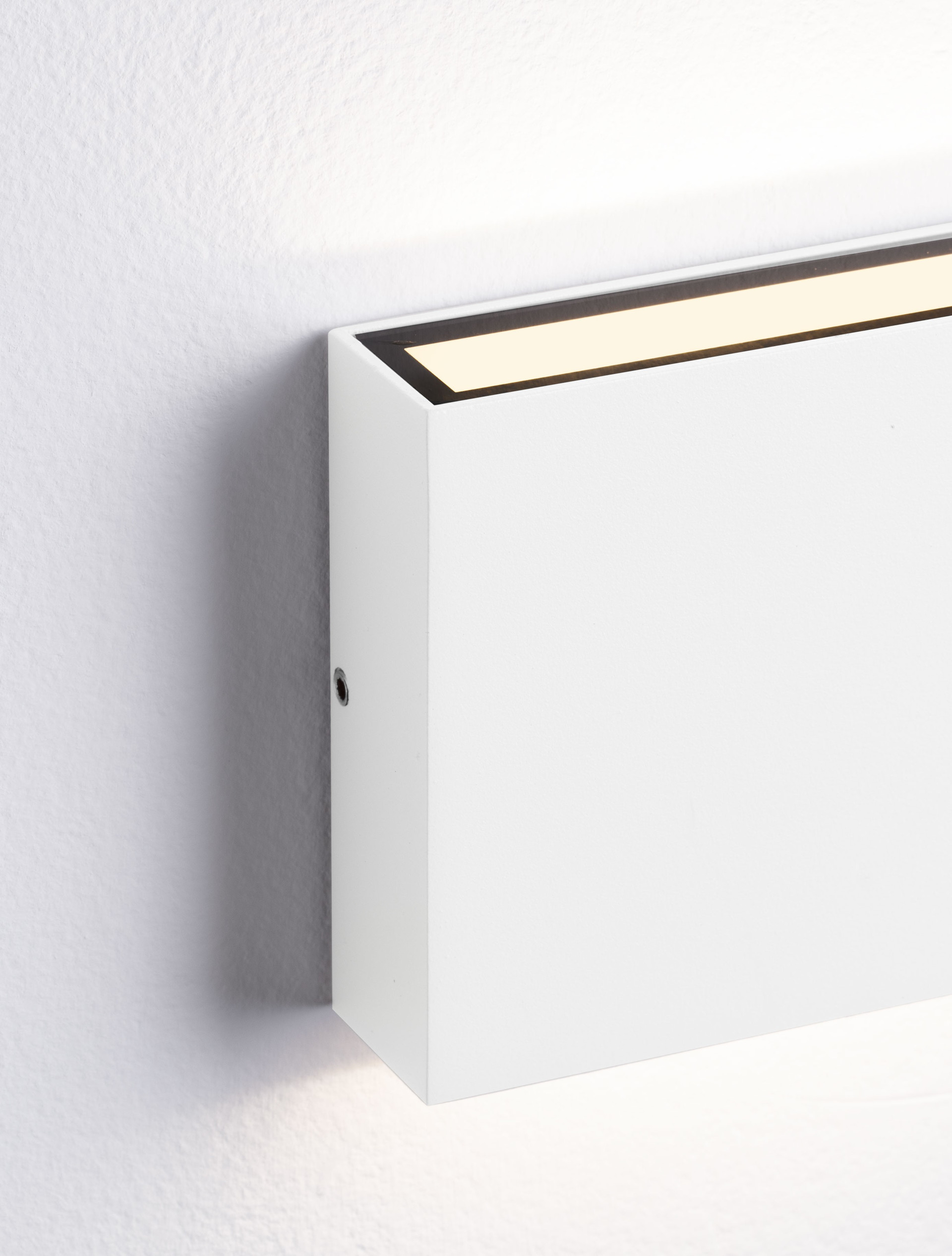 TICK | L 11.5 W 3 H 9 cm | 7 W | 3000 K | 416 lm | IP54 | White | Aluminum