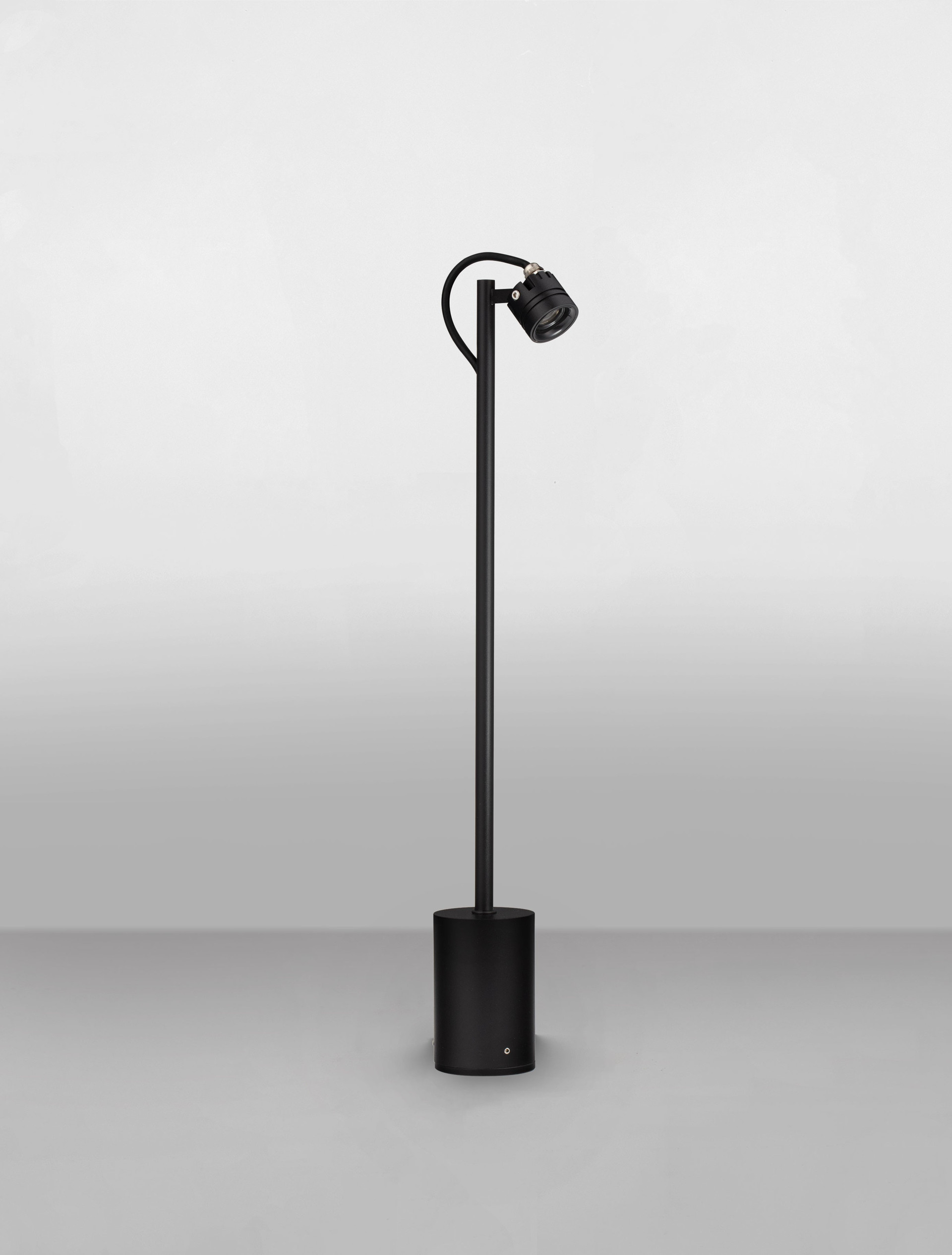 SENTO | W 6 H 50 D 6.5 cm | 3 W | 3000 K | 135 lm | IP65 | Black | Aluminum