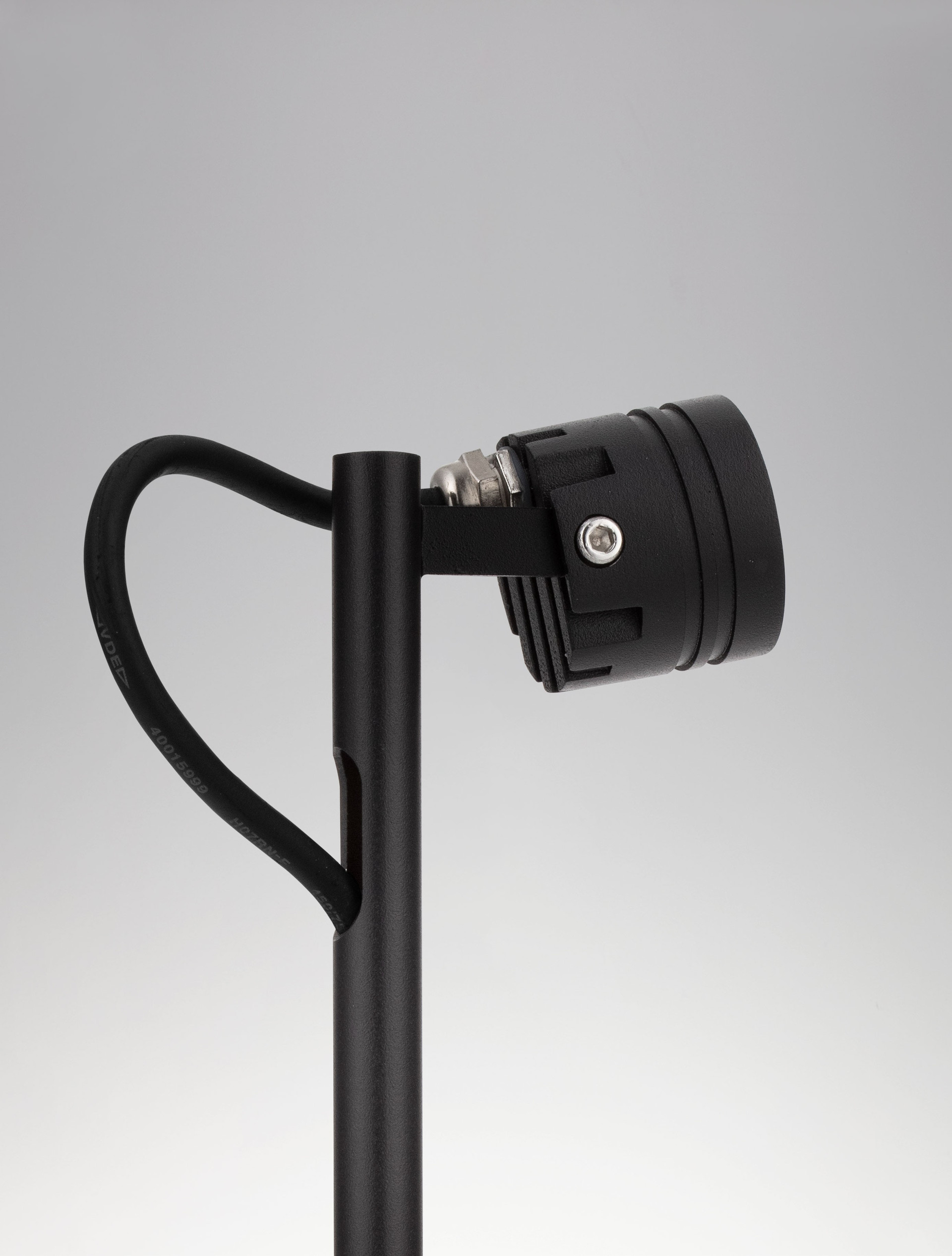 SENTO | W 6 H 50 D 6.5 cm | 3 W | 3000 K | 135 lm | IP65 | Black | Aluminum