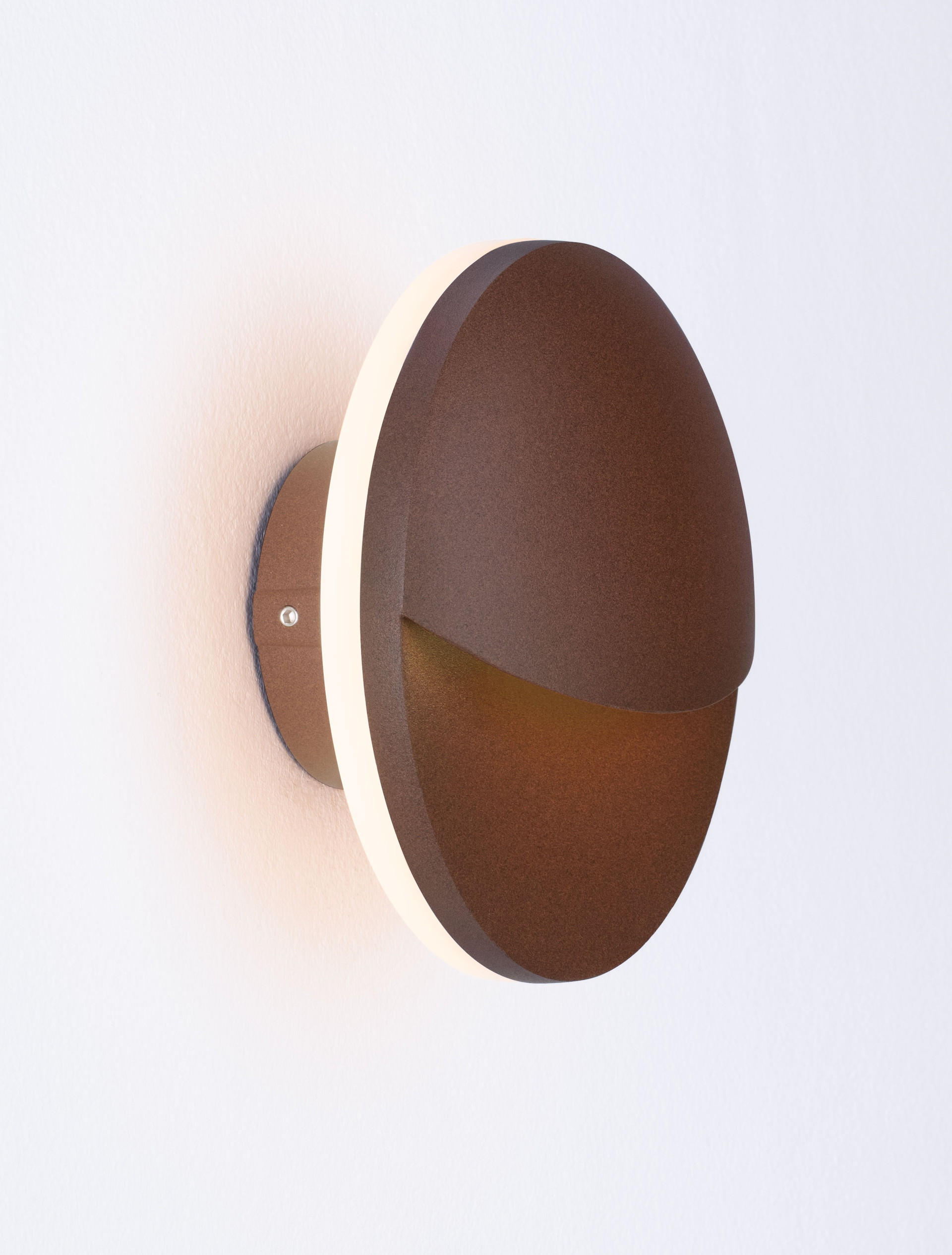PAN | W 7 D 15 cm | 9 W | 3000 K | 378 lm | IP54 | Corten | Aluminum