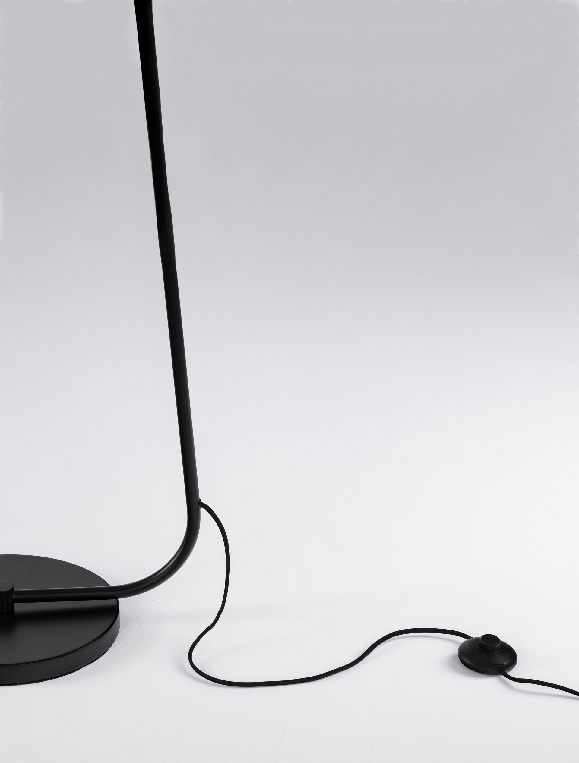 MIRBA | H 160 D 27 cm | 12 W | IP20 | Black/Gold | Metal