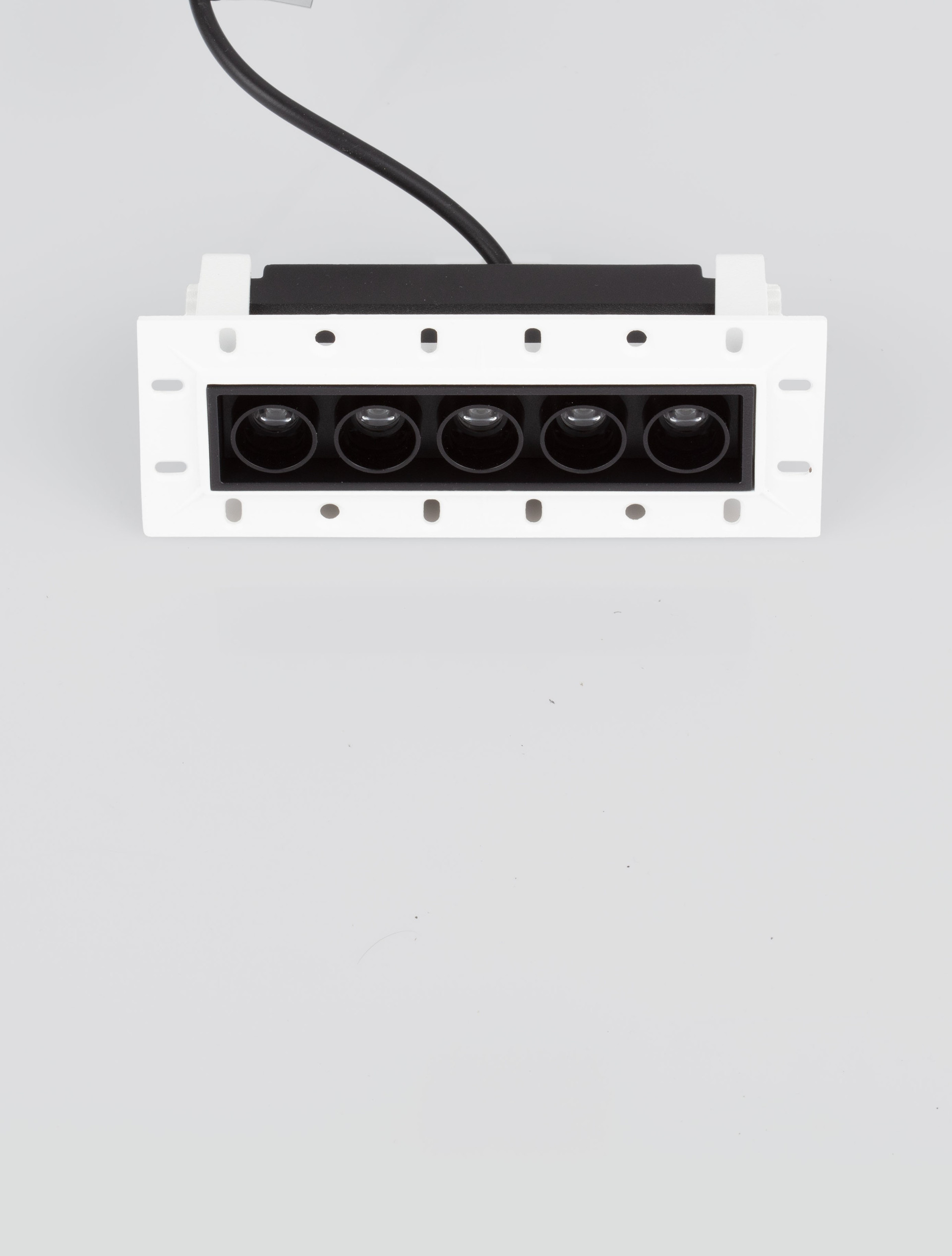 9040123