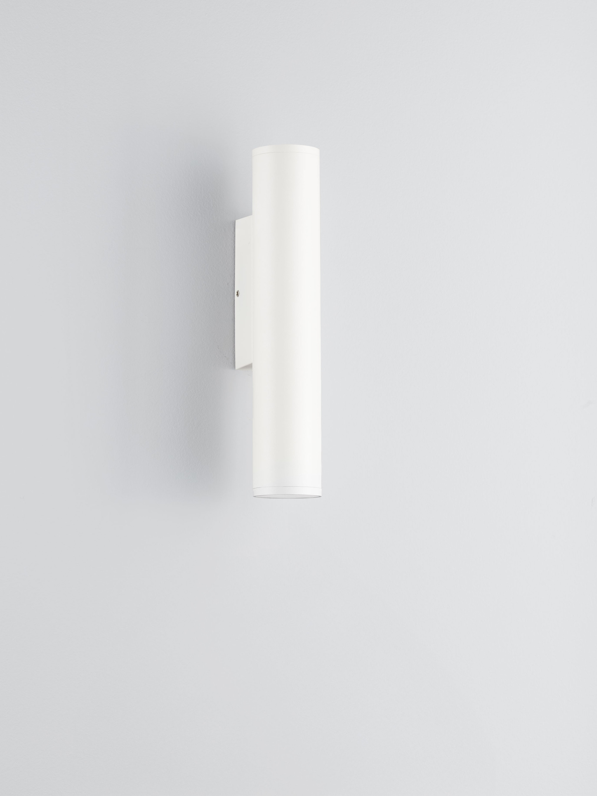 TORRIN | W 7.5 H 23 D 4.5 cm | 3 W | 3000 K | 240 lm | IP65 | White | Aluminum