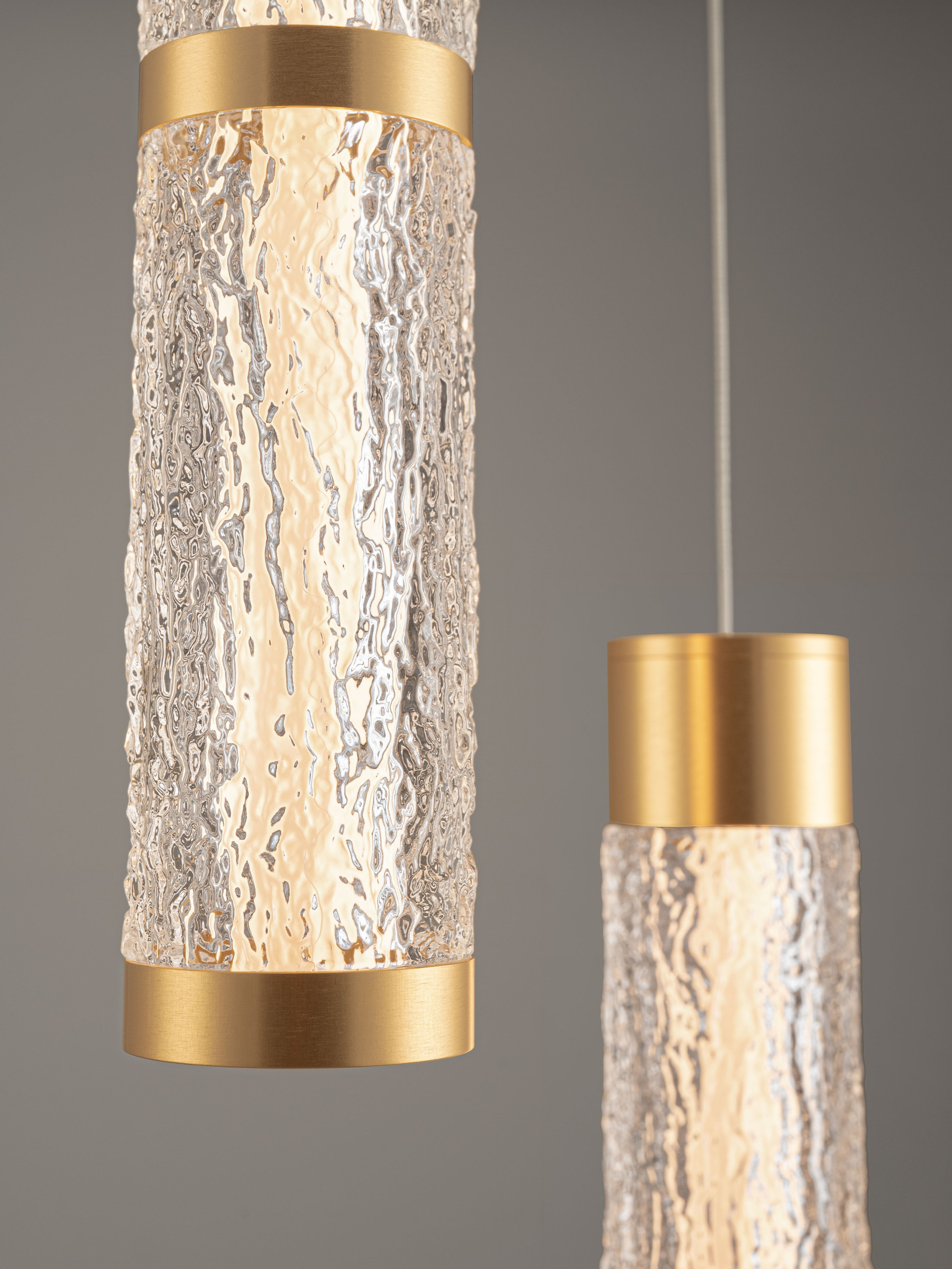 DECORO | H 250 D 28 cm | 33 W | 3000 K | 2520 lm | IP20 | Ορείχαλκος Χρυσός | Ατσάλι/Αλουμίνιο/Ακρυλικό/Σιλικόνη