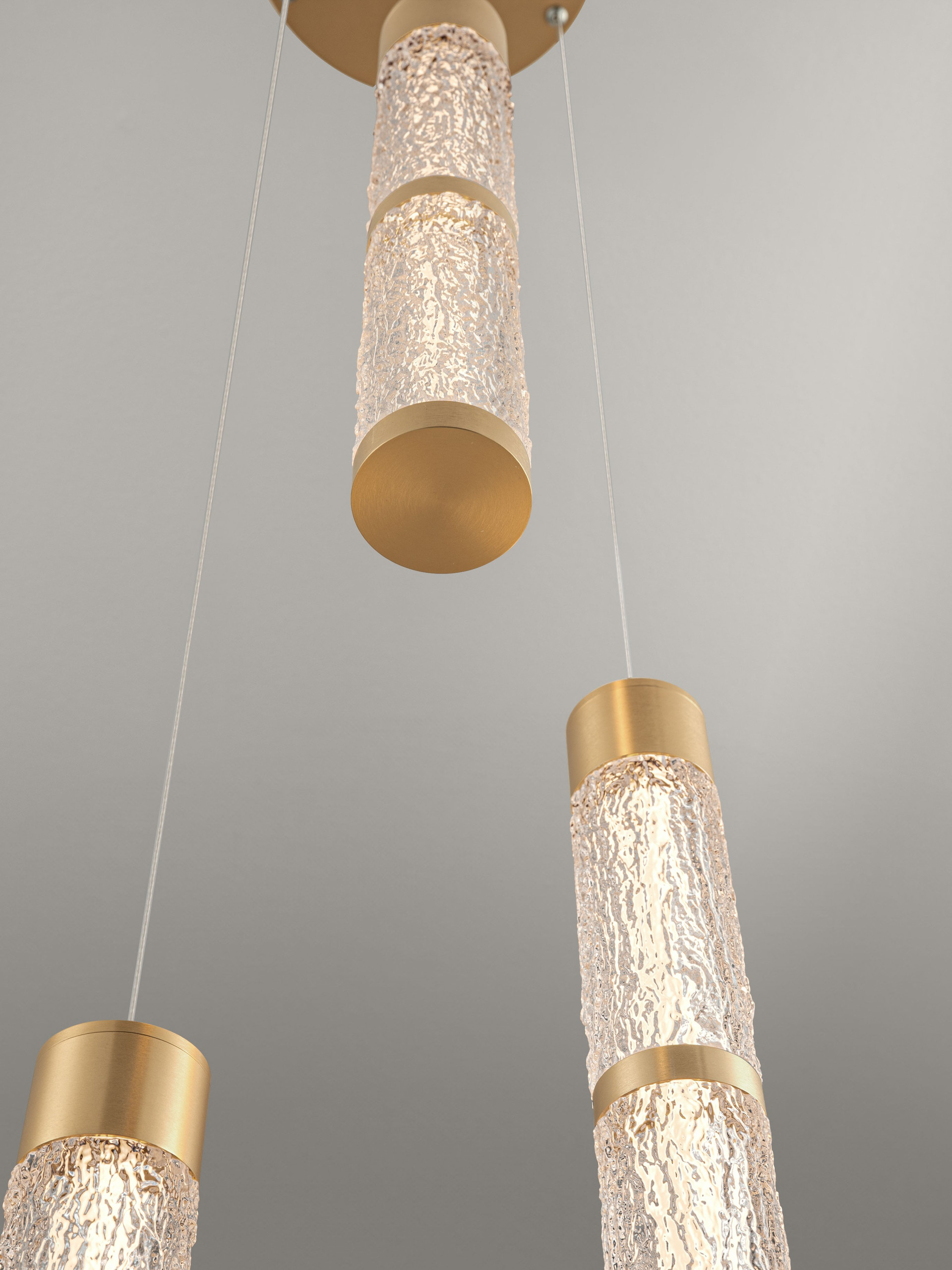 DECORO | H 250 D 28 cm | 33 W | 3000 K | 2520 lm | IP20 | Ορείχαλκος Χρυσός | Ατσάλι/Αλουμίνιο/Ακρυλικό/Σιλικόνη