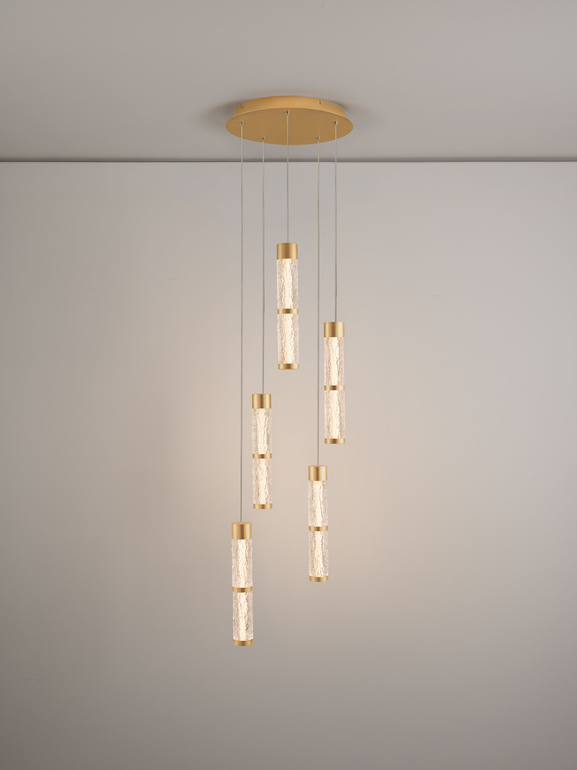 DECORO | H 195 D 38 cm | 55 W | 3000 K | 4200 lm | IP20 | Ορείχαλκος Χρυσός | Ατσάλι/Αλουμίνιο/Ακρυλικό/Σιλικόνη