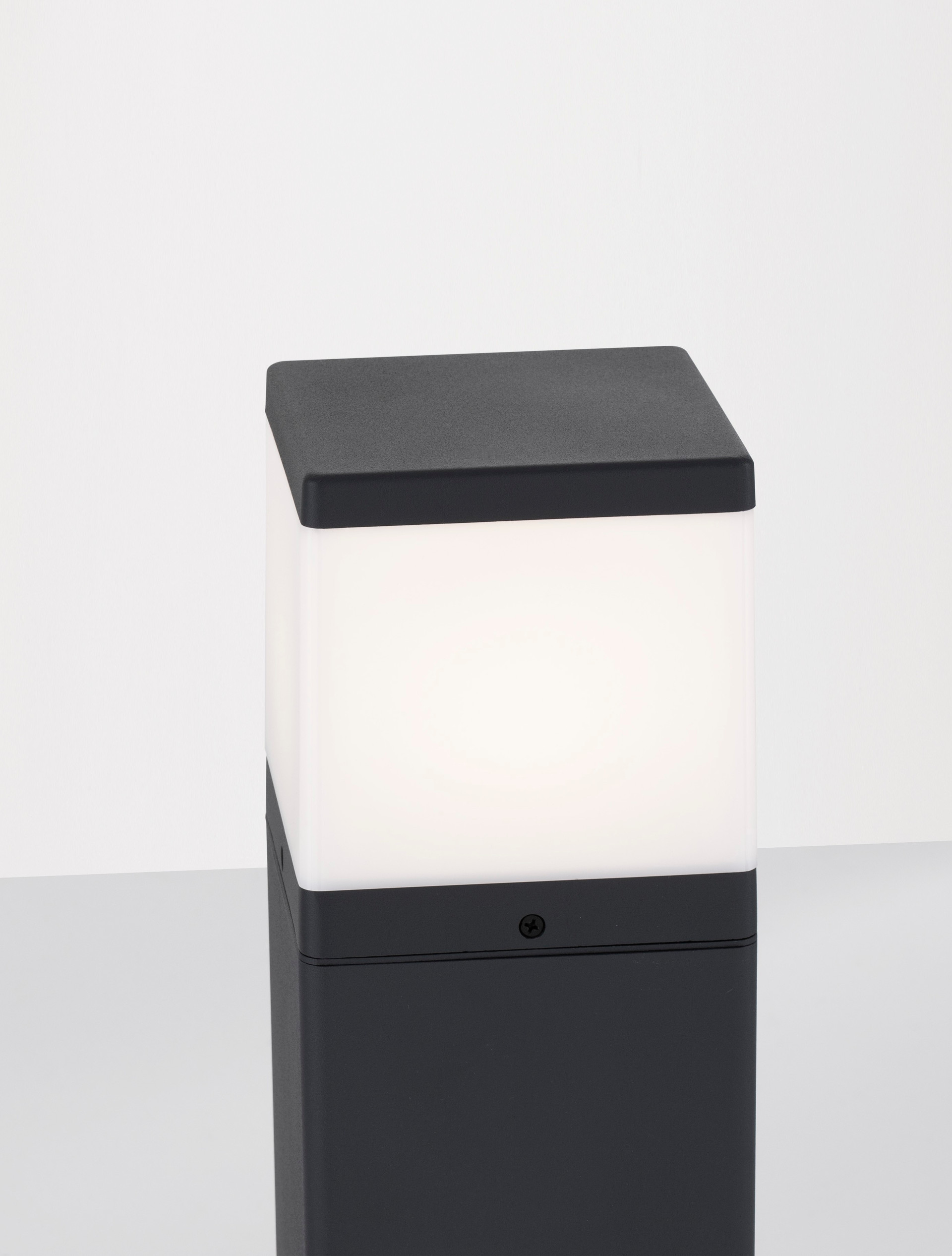 FERRON | L 13 W 13 H 50 cm | 12 W | IP65 | Dark Gray | Aluminum