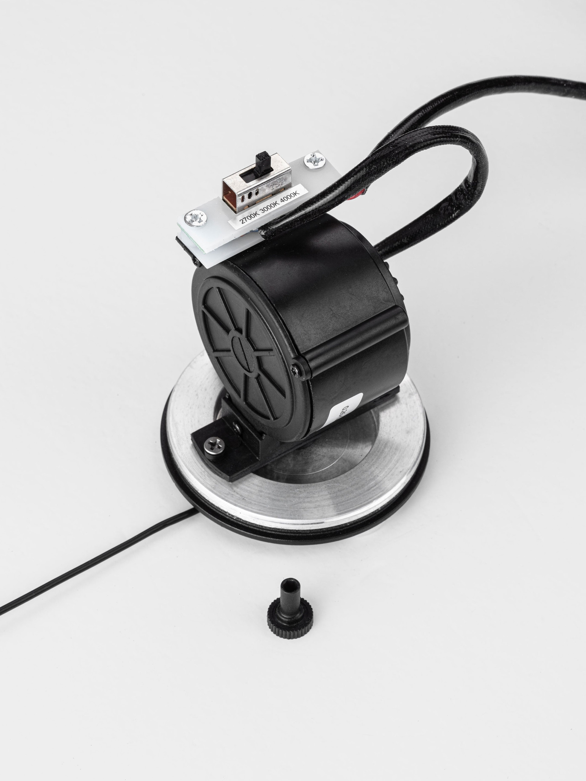 BRILLIA | H 250 D 7 cm | 4 W | 3000/2700/4000 K | 100 lm | IP20 | Black | Aluminum