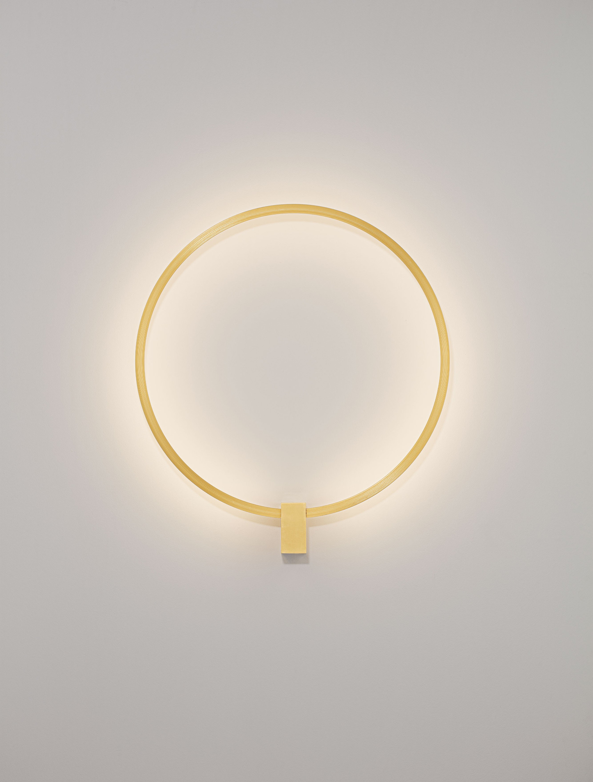 CERCIO | W 10 H 55 D 50 cm | 21 W | 3000/2700/4000 K | 1050 lm | IP20 | Gold | Aluminum