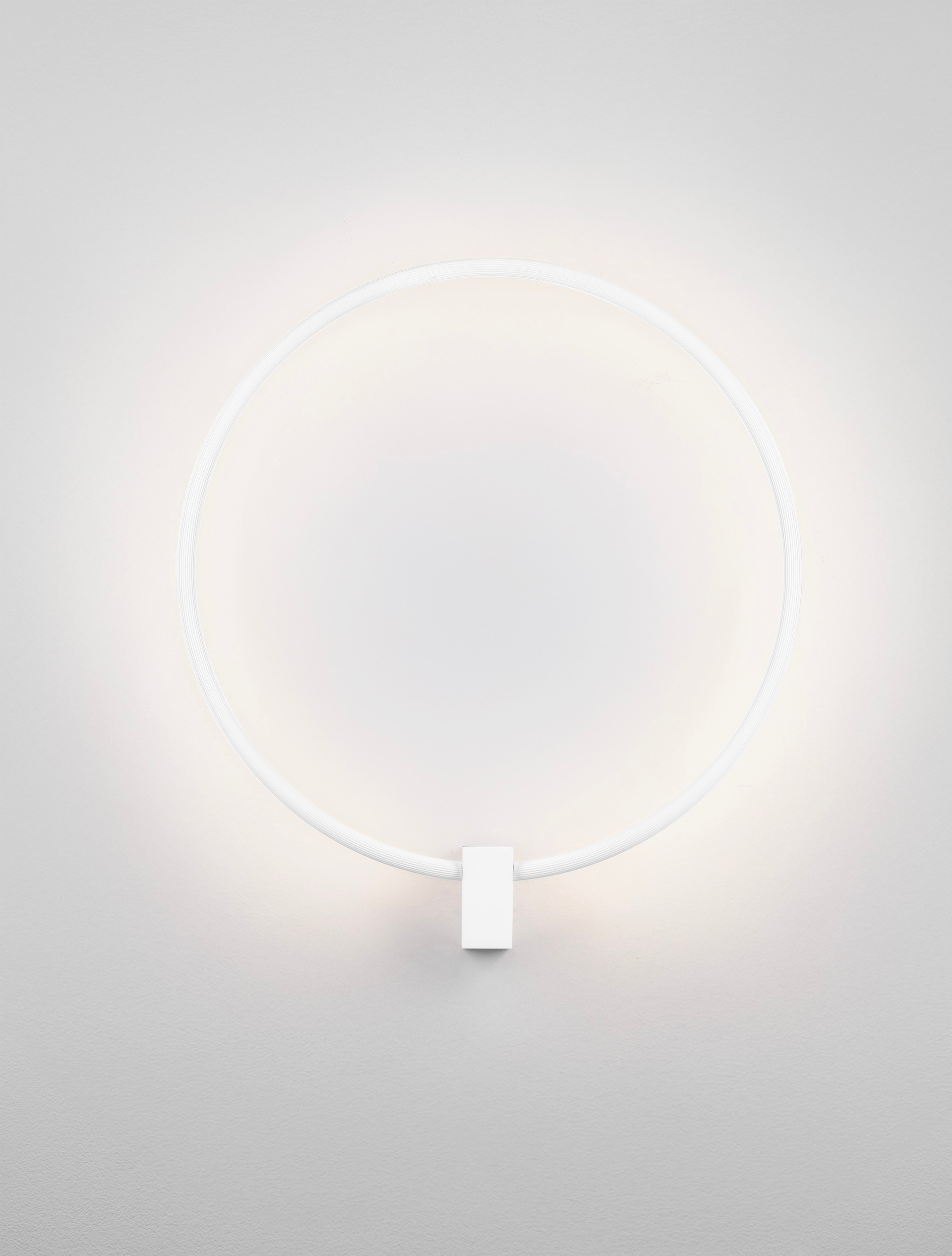 CERCIO | W 10 H 55 D 50 cm | 21 W | 3000/2700/4000 K | 1050 lm | IP20 | White | Aluminum