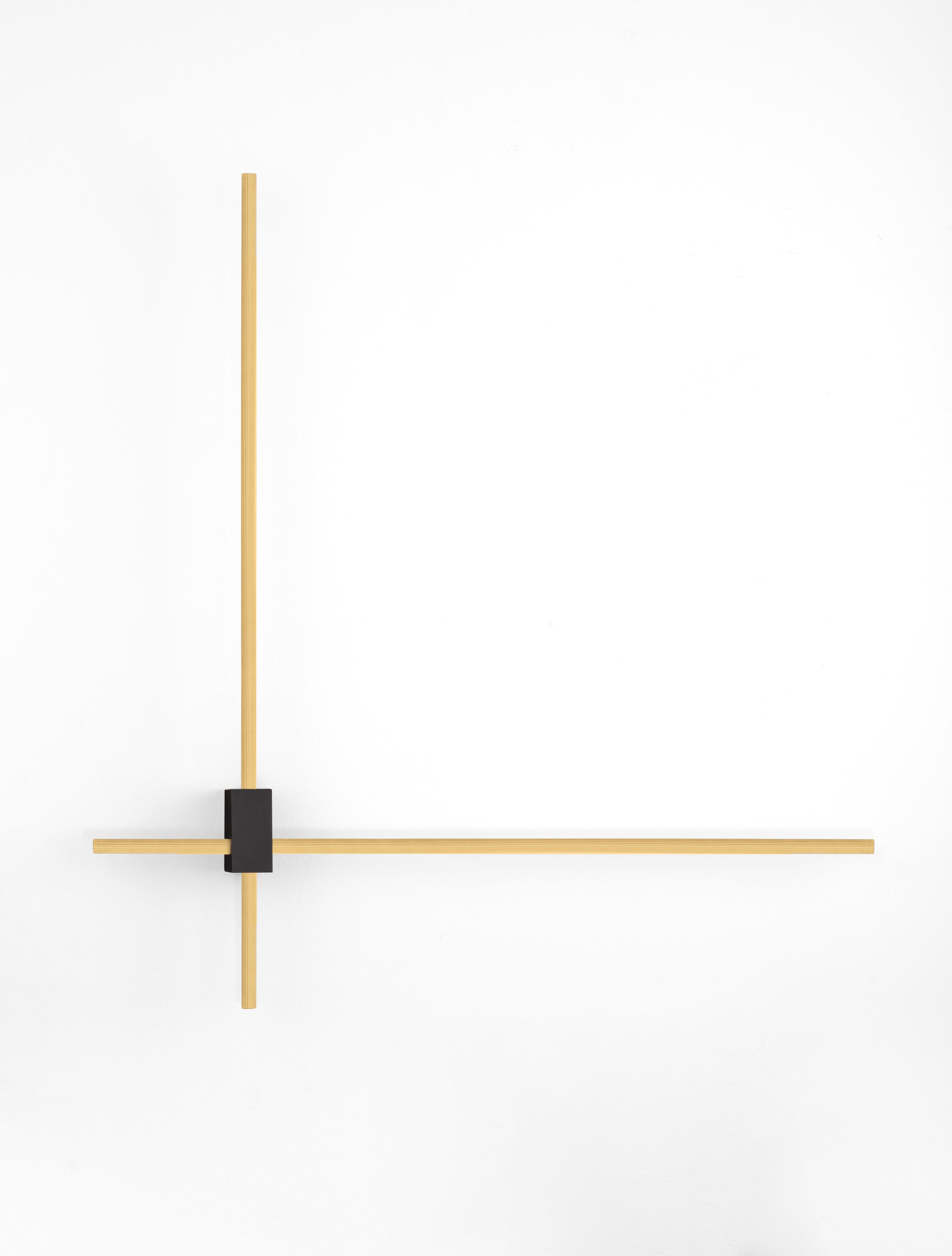 PEAK | L 76 W 9.5 H 80 cm | 20 W | 3000/2700/4000 K | 1000 lm | IP20 | Gold | Aluminum
