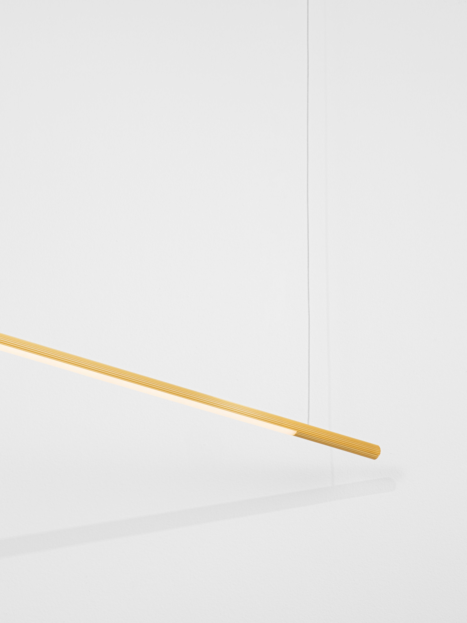 BRILLIA | L 120 W 7 H 150 cm | 20 W | 3000/2700/4000 K | 1300 lm | IP20 | Gold | Aluminum