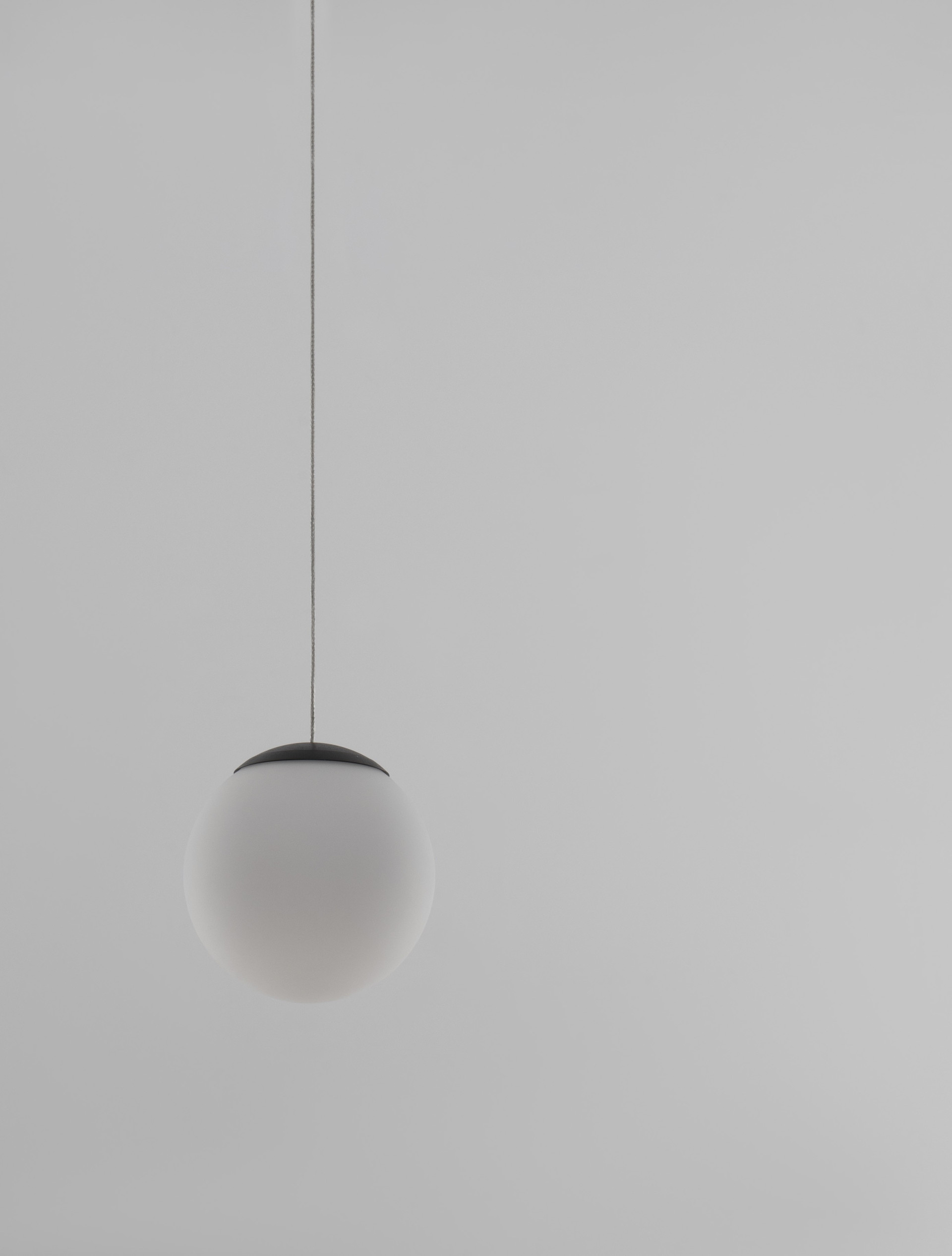 NUVOLE | H 150 D 13 cm | 8 W | 3000 K | 400 lm | IP20 | Schwarz/Weiß | Glas/Aluminium