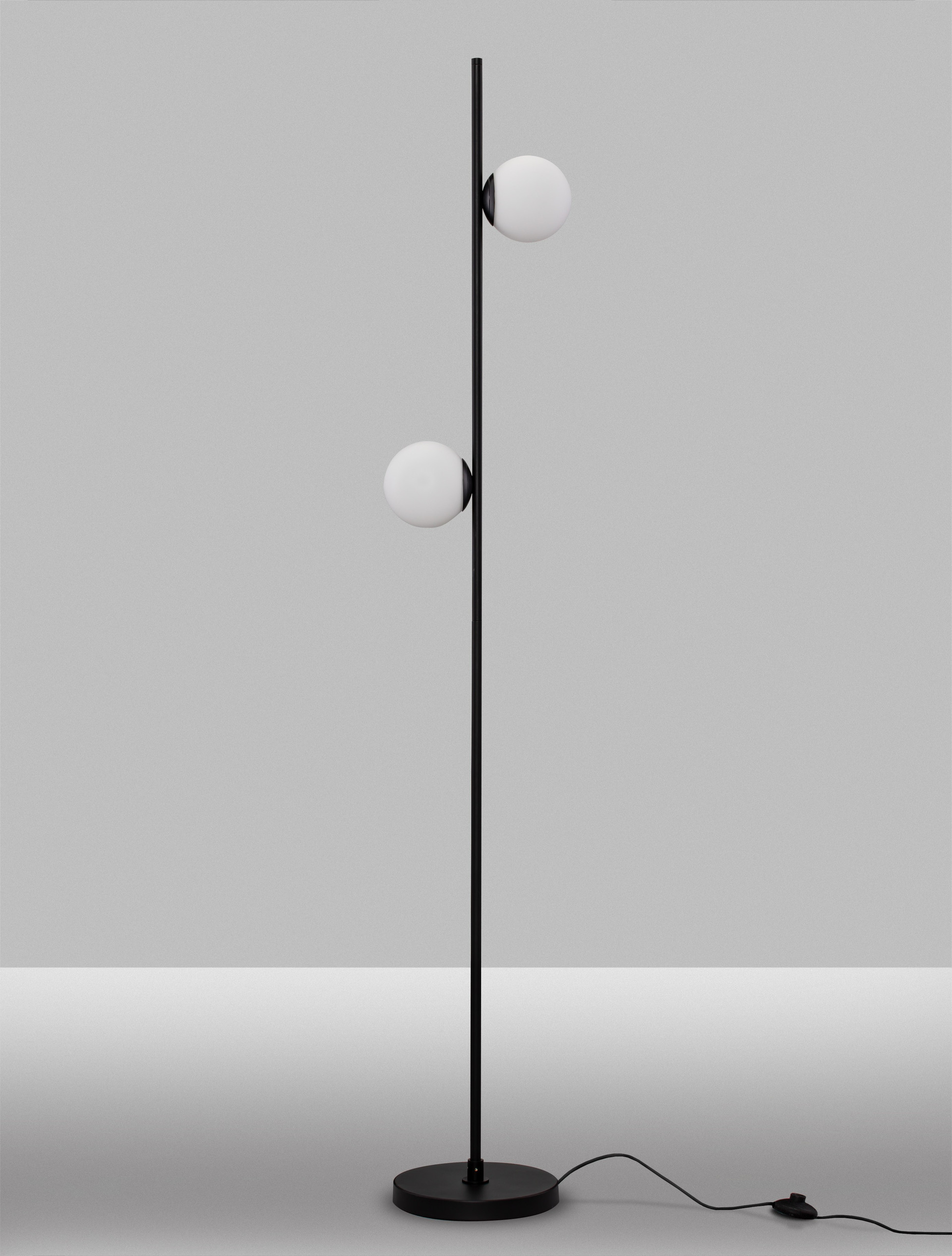 NUVOLE | L 28.5 W 25 H 170 cm | 16 W | 3000 K | 800 lm | IP20 | Negro/Blanco | Vidrio/Aluminio