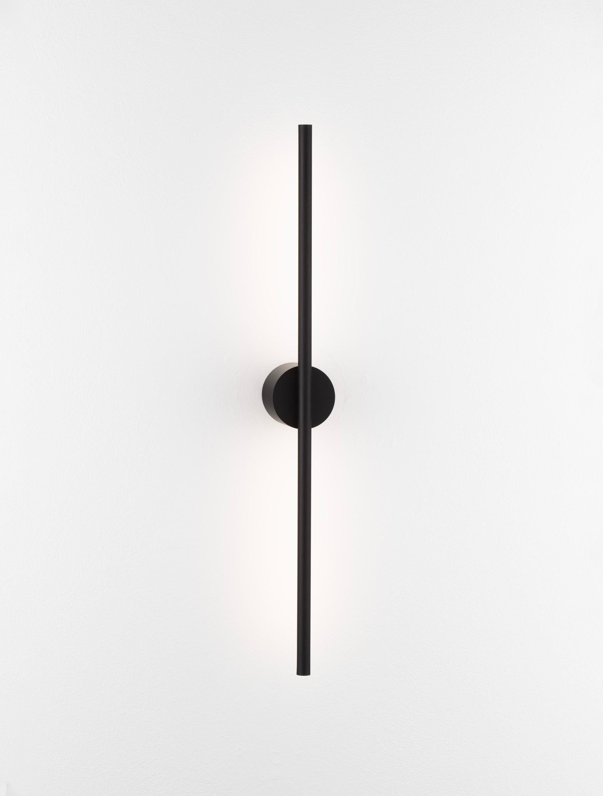 ADEN | L 7 W 7.3 H 60 cm | 10 W | 3000 K | 342 lm | IP20 | Black | Aluminum