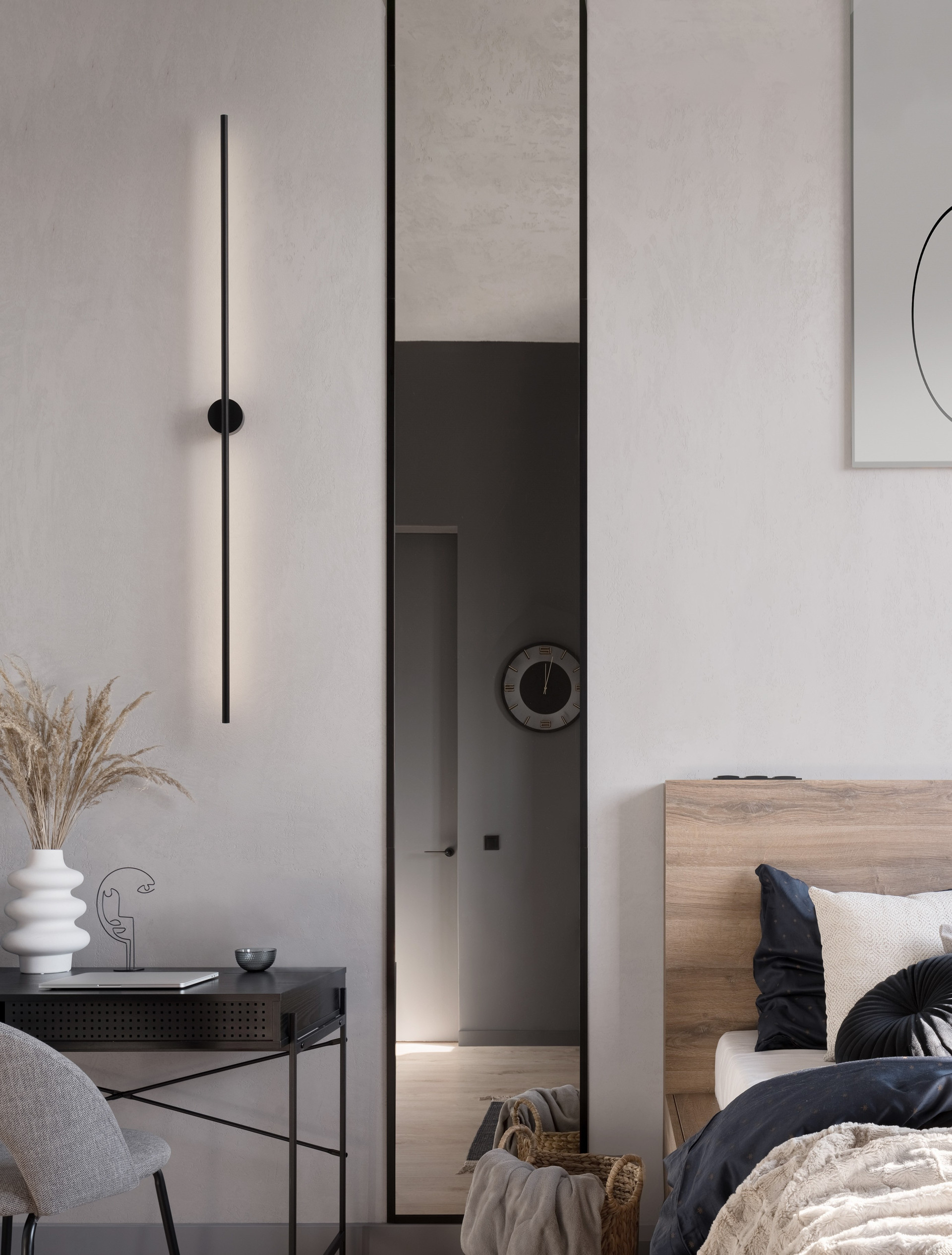 ADEN | L 7 W 7.3 H 120 cm | 20 W | 3000 K | 672 lm | IP20 | Black | Aluminum