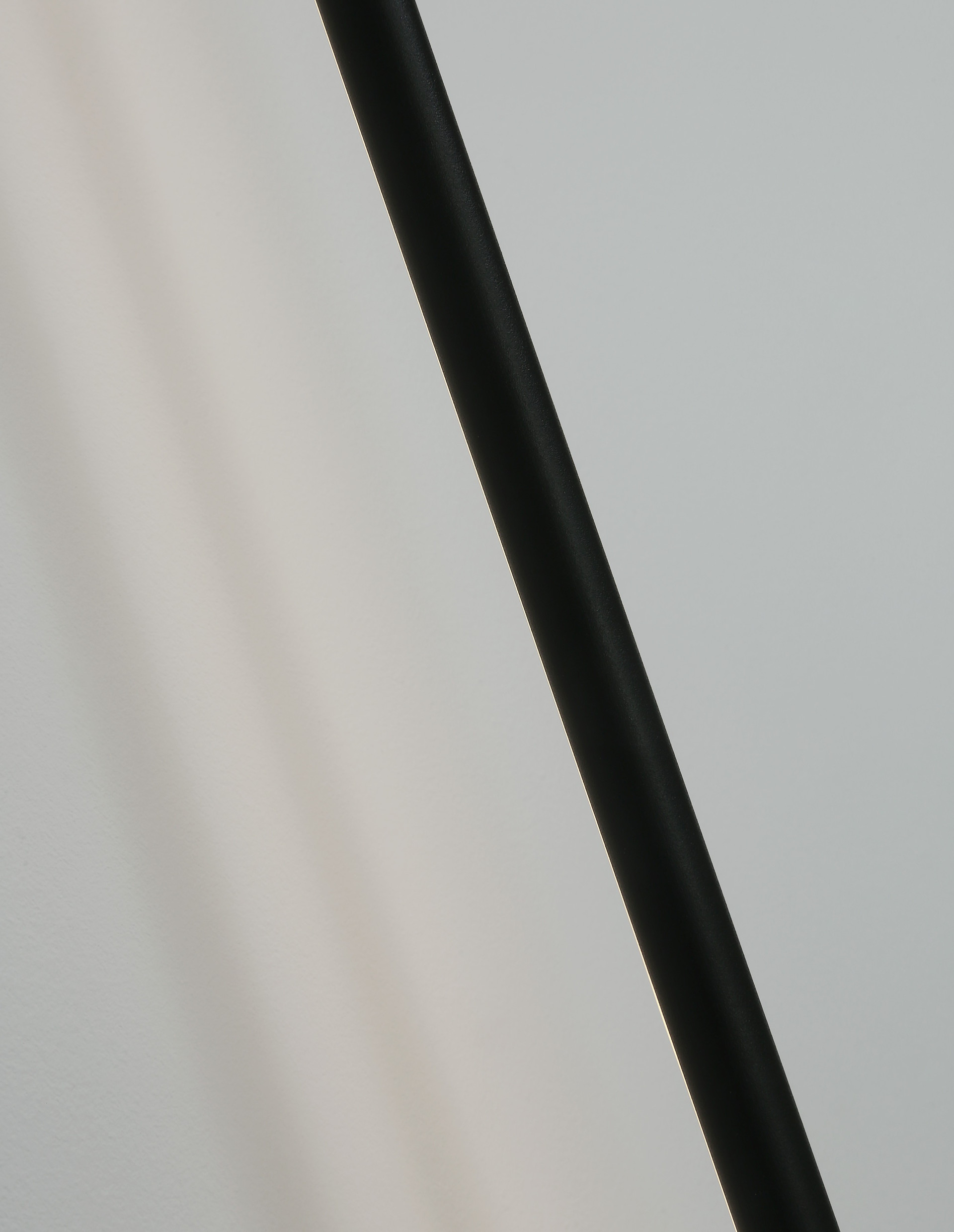 GROPIUS | L 120 W 7 H 3.5 cm | 20 W | 3000 K | 672 lm | IP20 | Black | Aluminum