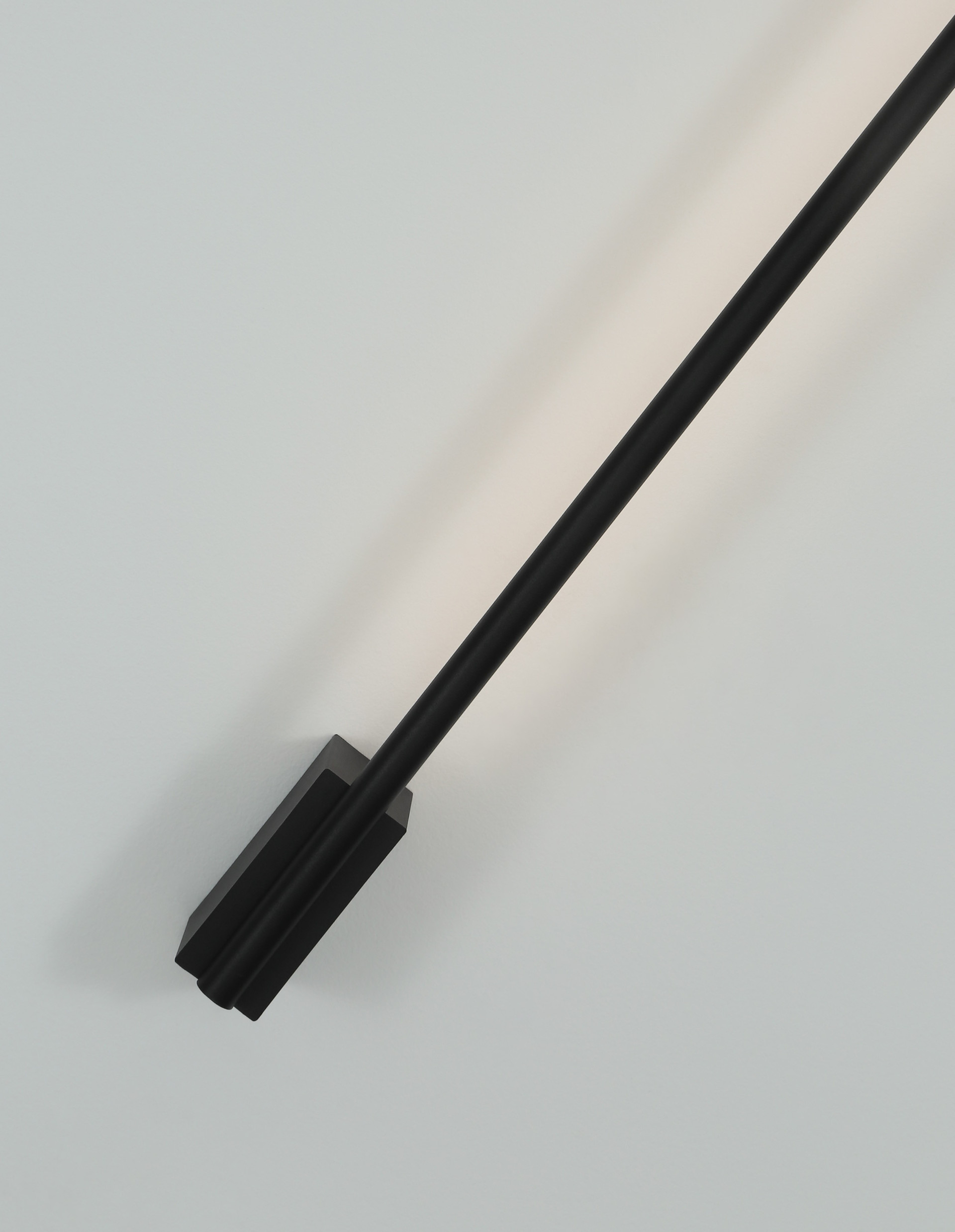 GROPIUS | L 120 W 7 H 3.5 cm | 20 W | 3000 K | 672 lm | IP20 | Black | Aluminum