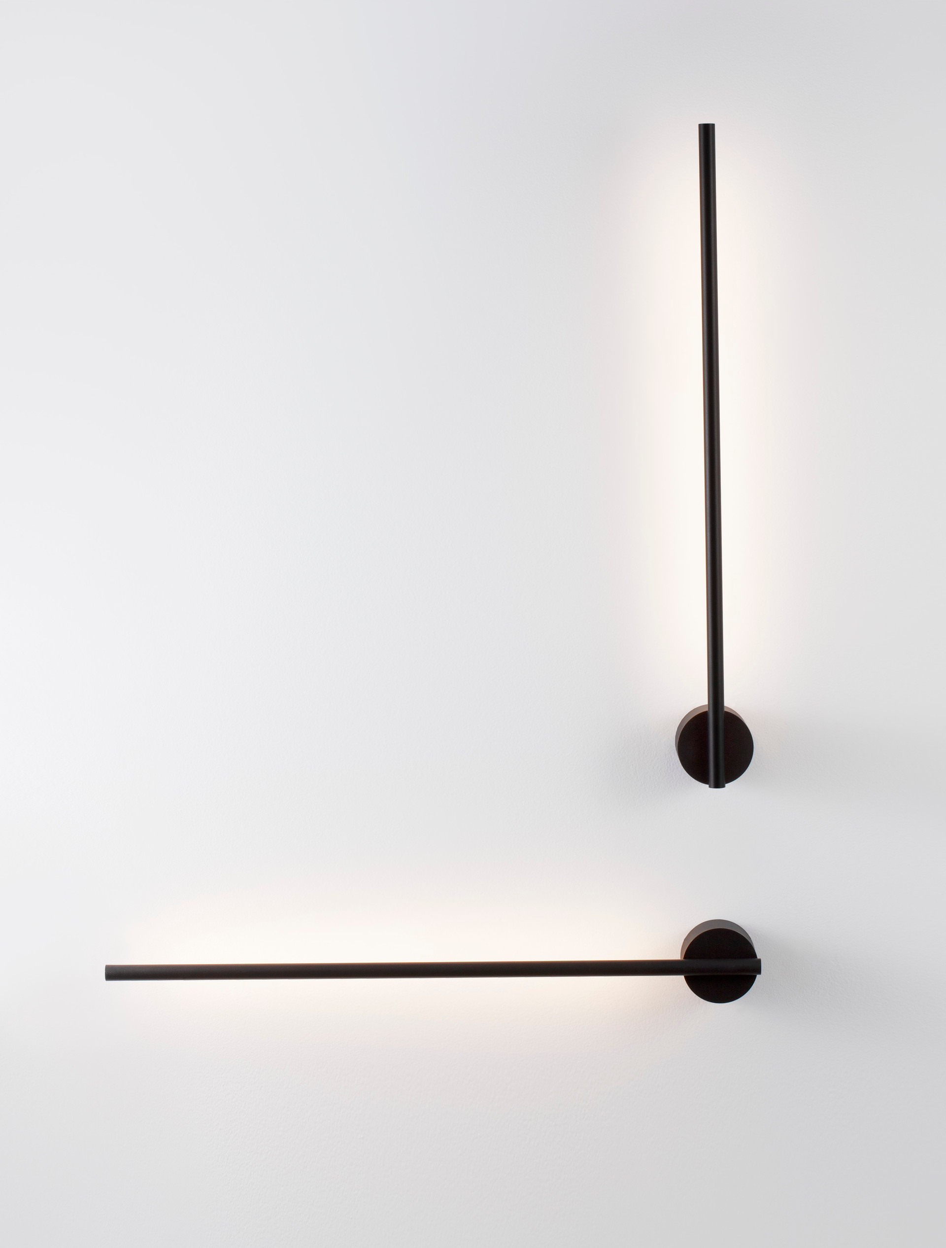 ADEN | L 7 W 6.5 H 60 cm | 10 W | 3000 K | 700 lm | IP20 | Black | Aluminum