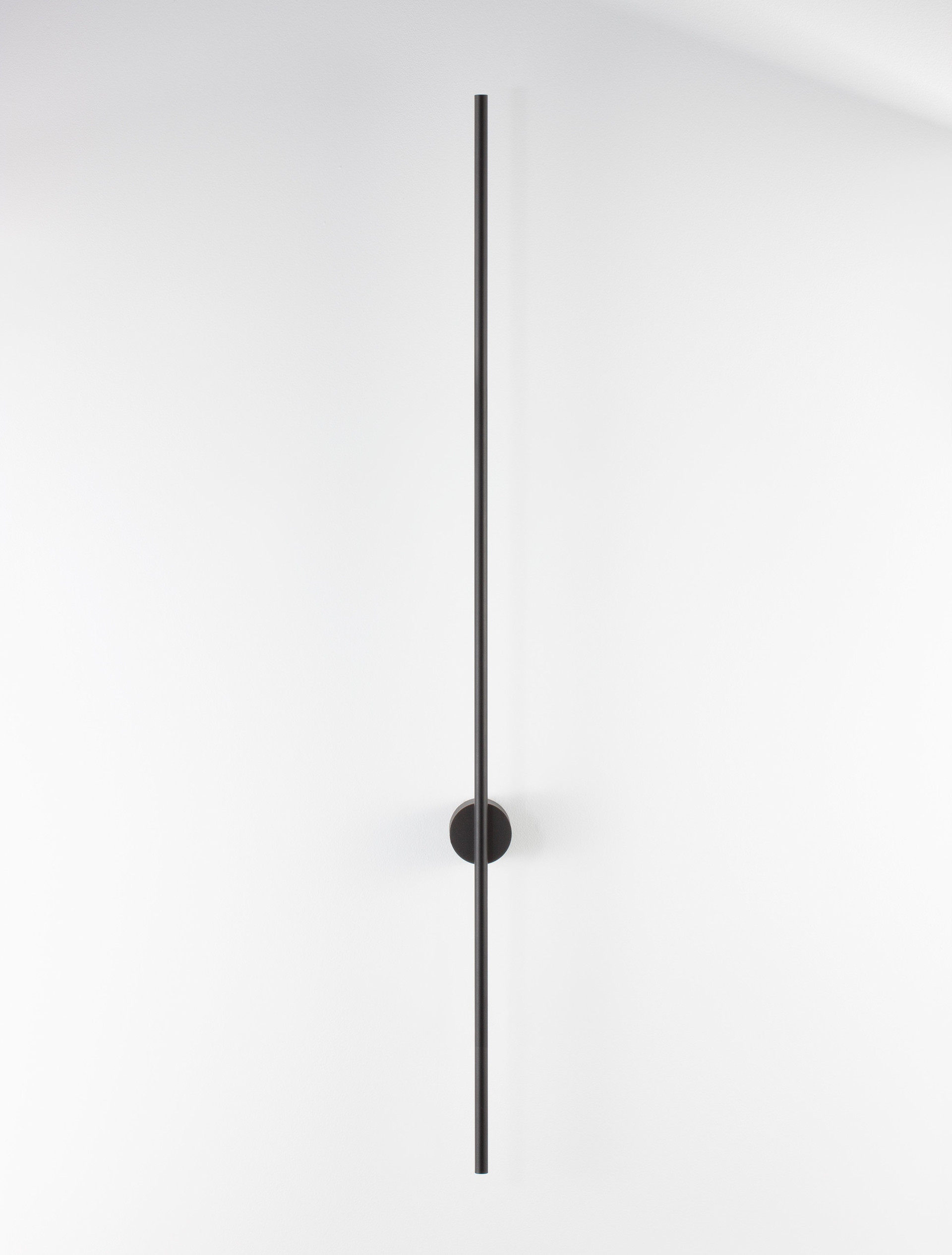 ADEN | L 7 W 6.5 H 120 cm | 20 W | 3000 K | 1400 lm | IP20 | Black | Aluminum