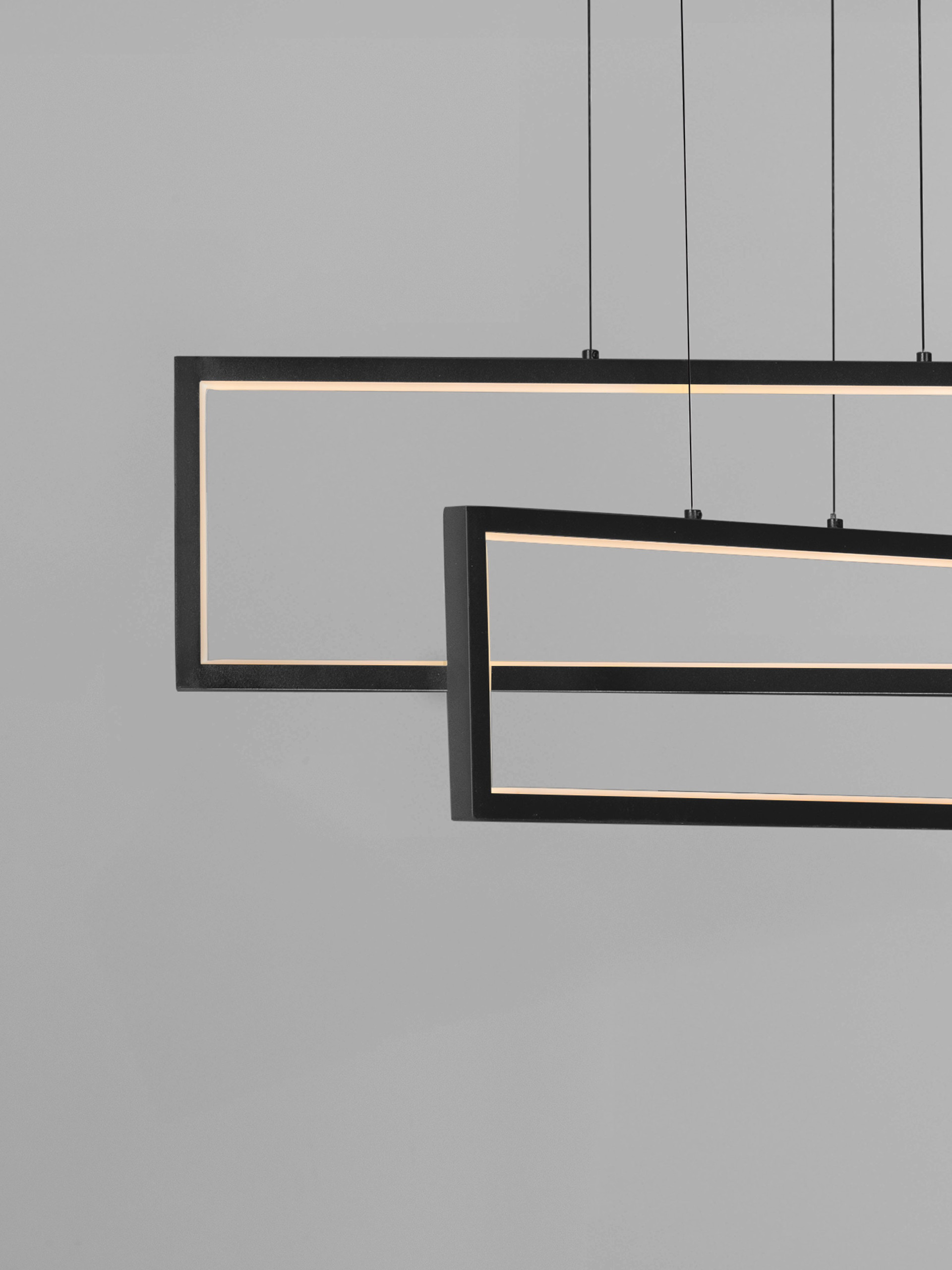 ALIS | L 70 W 9.5 H 150 cm | 47 W | 3200 K | 1180 lm | IP20 | Black | Steel/Aluminum/Acrylic