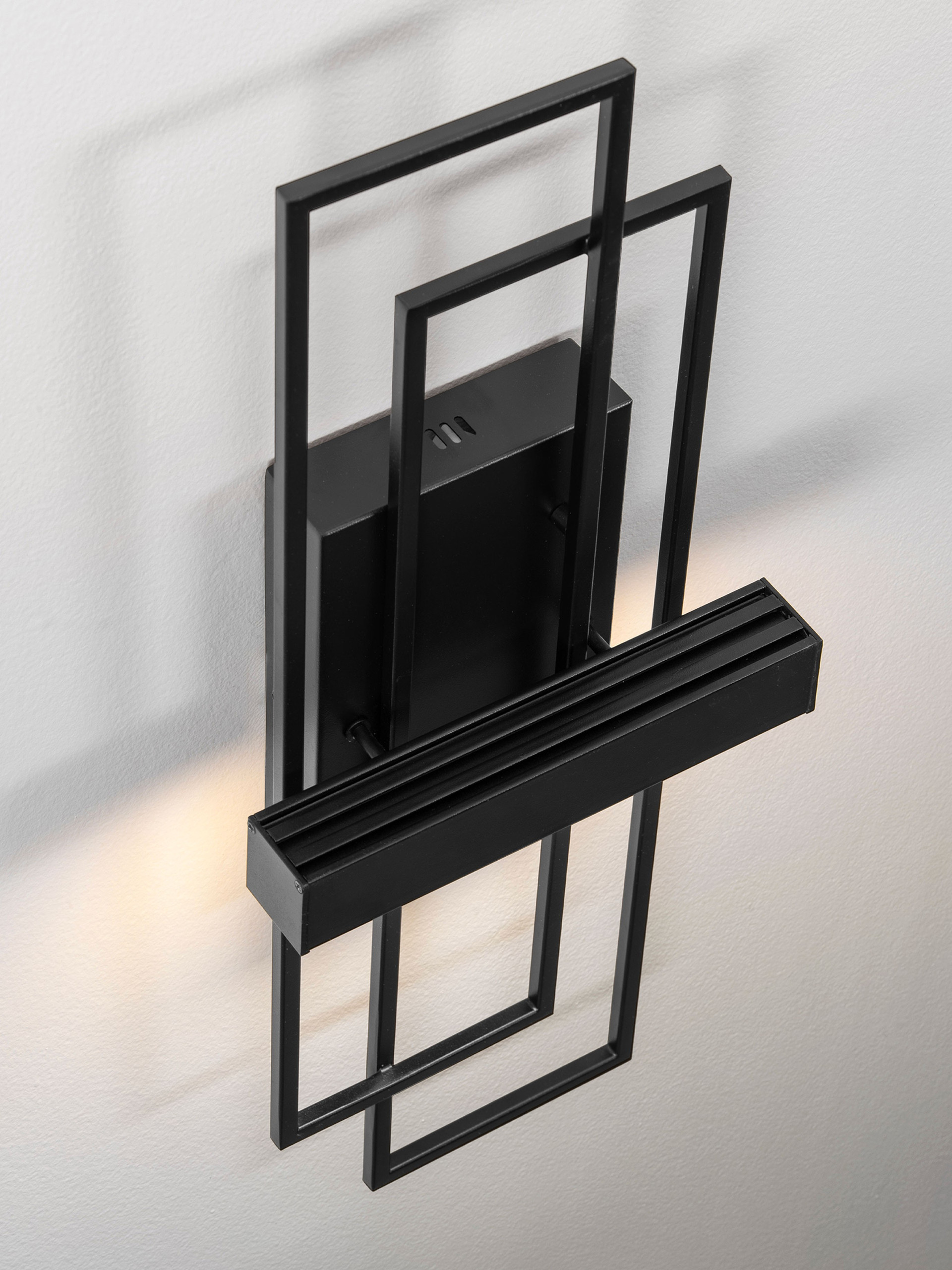 ALIS | L 20.5 W 9.5 H 51.5 cm | 8 W | 3200 K | 202 lm | IP20 | Black | Steel/Aluminum/Acrylic