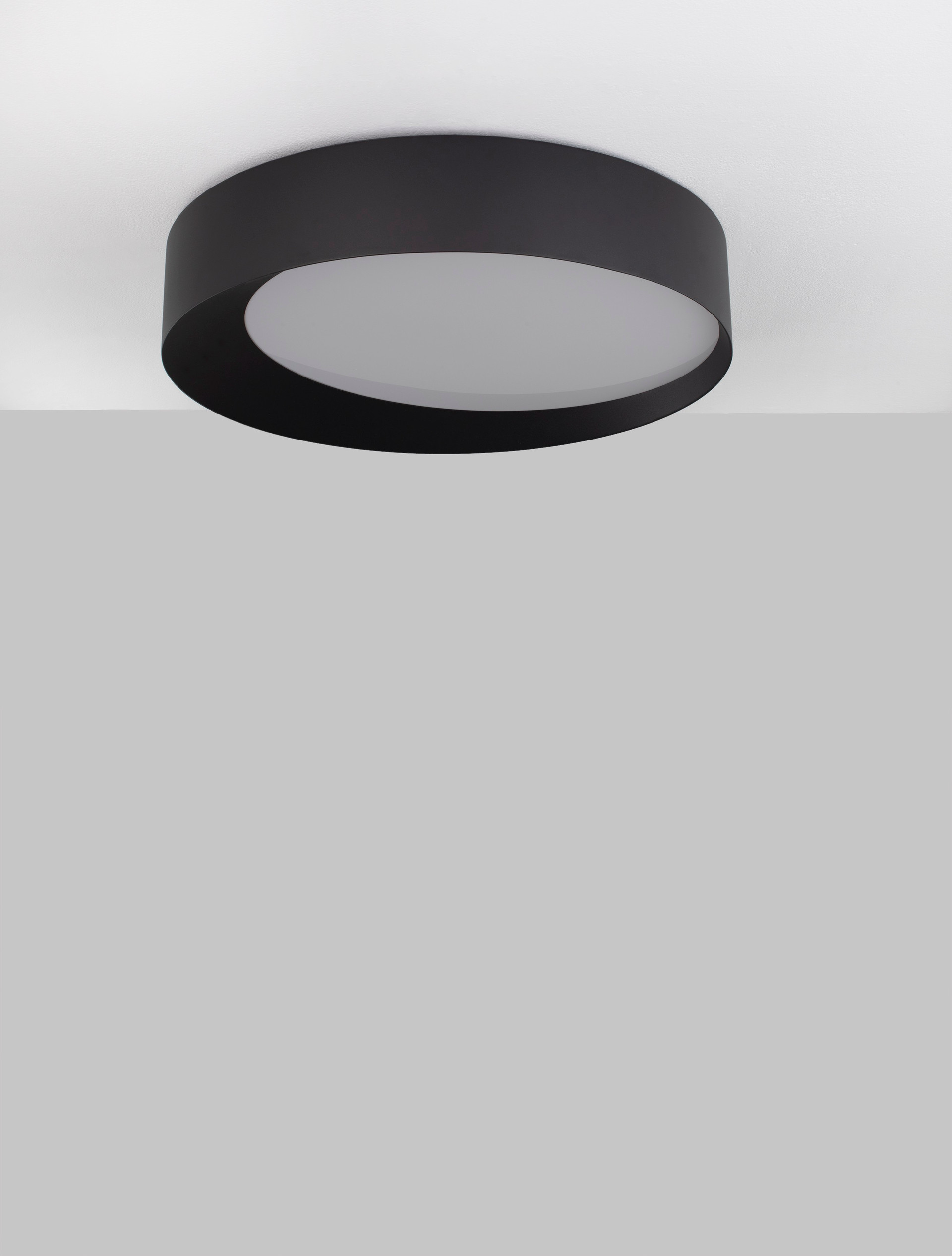 OBY | H 12 D 60 cm | 60 W | 3000 K | 3600 lm | IP20 | Black | Aluminum/Acrylic