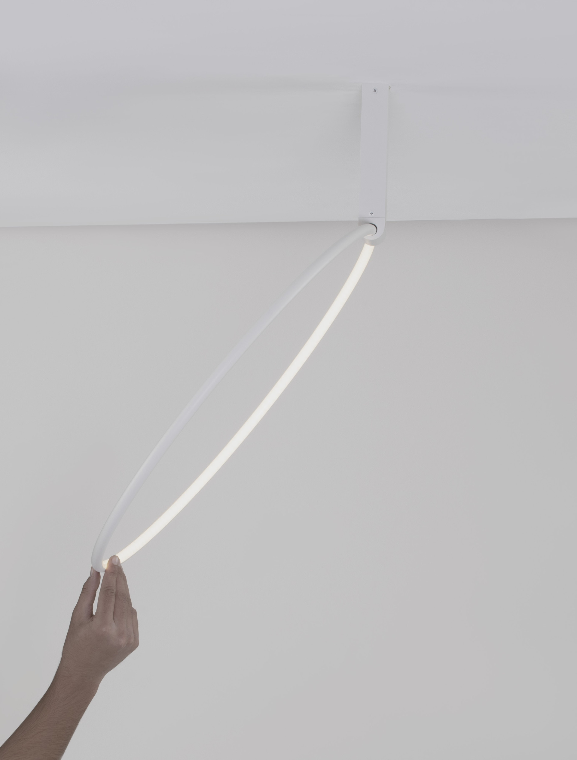 GARVE | H 80 D 60 cm | 35 W | 3000 K | 1559 lm | IP20 | White | Aluminum/Acrylic