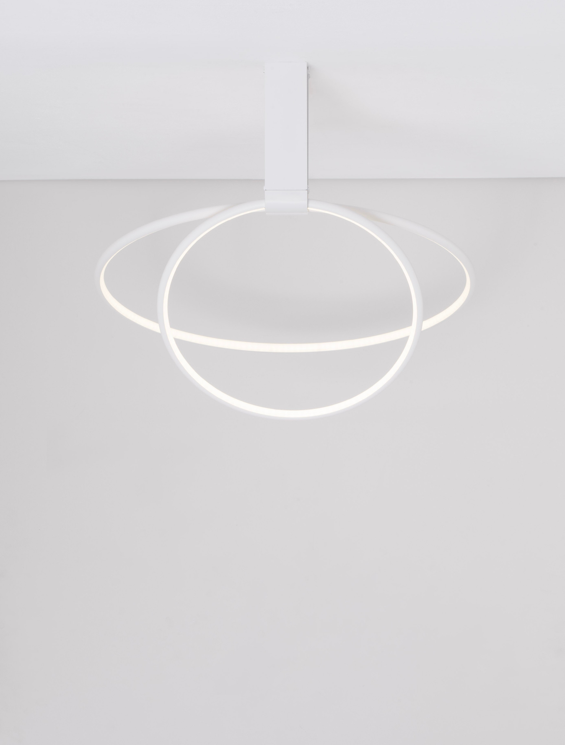 GARVE | H 40 D 60 cm | 70 W | 3000 K | 3150 lm | IP20 | White | Aluminum