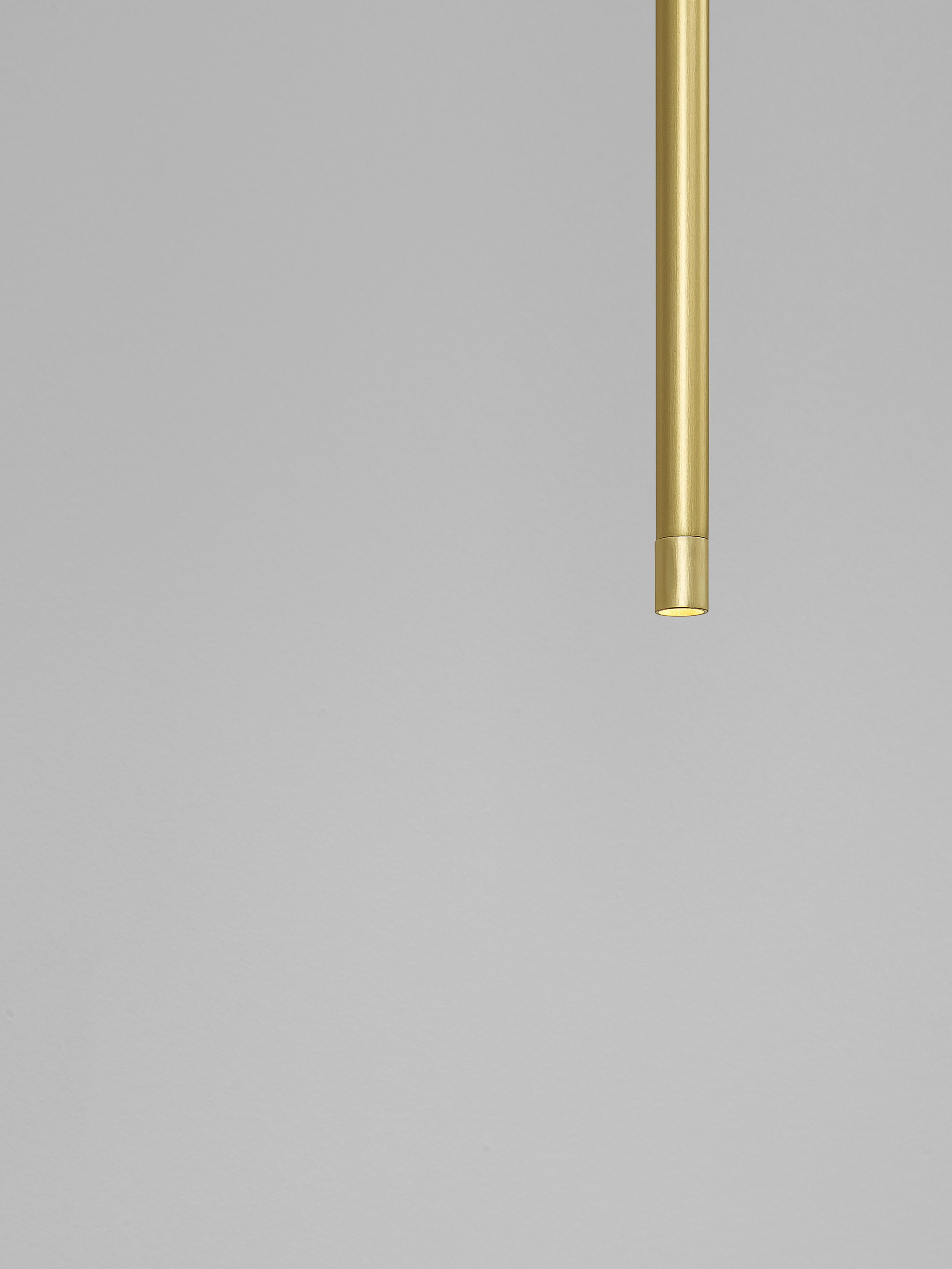 ELETTRA | H 200 D 1.5 cm | 5 W | 3000 K | 195 lm | IP20 | Gold | Aluminum