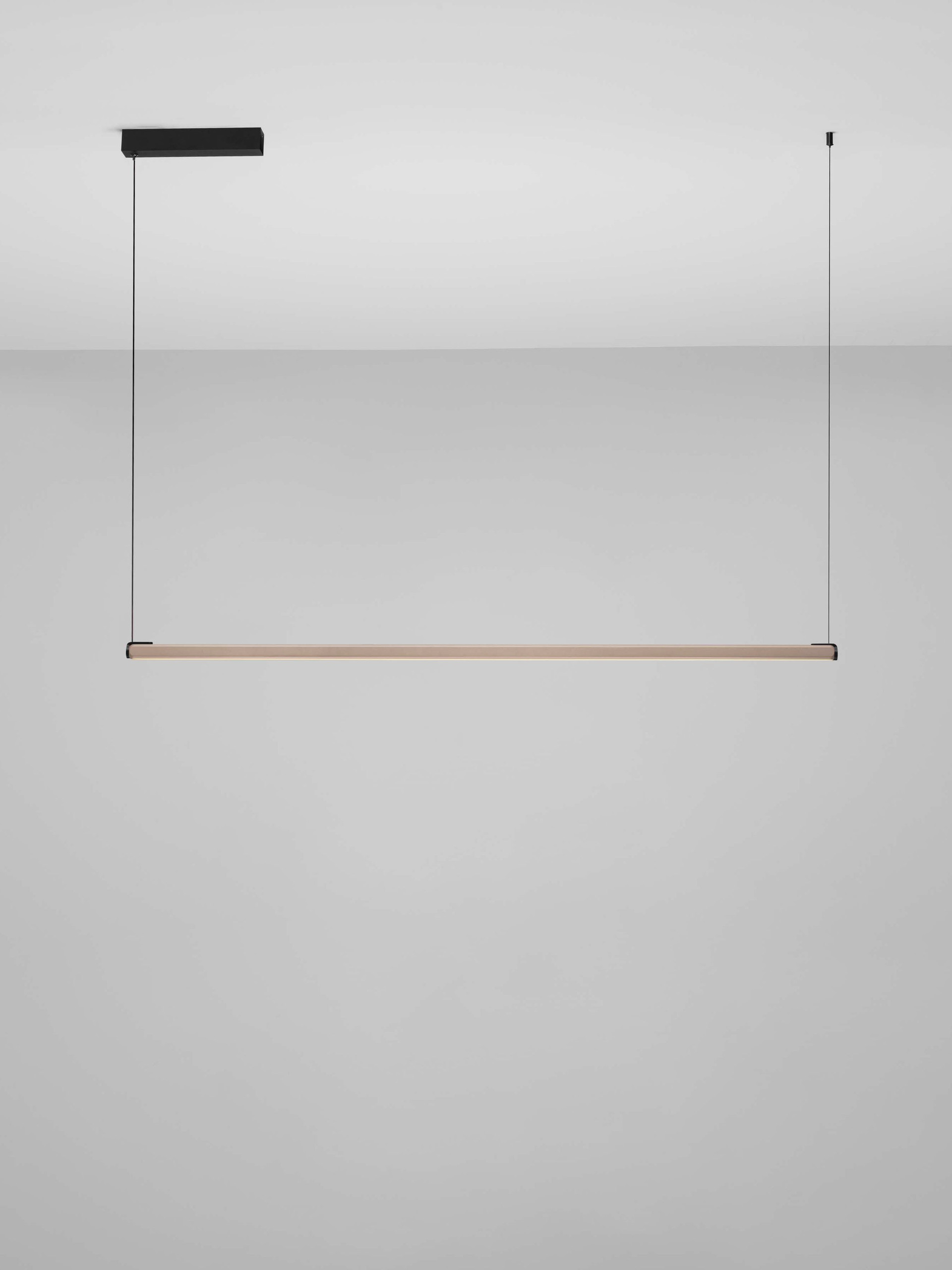 LIOS | L 123 W 2.5 H 200 cm | 28 W | 3000 K | 723 lm | IP20 | Black/Gold | Aluminum