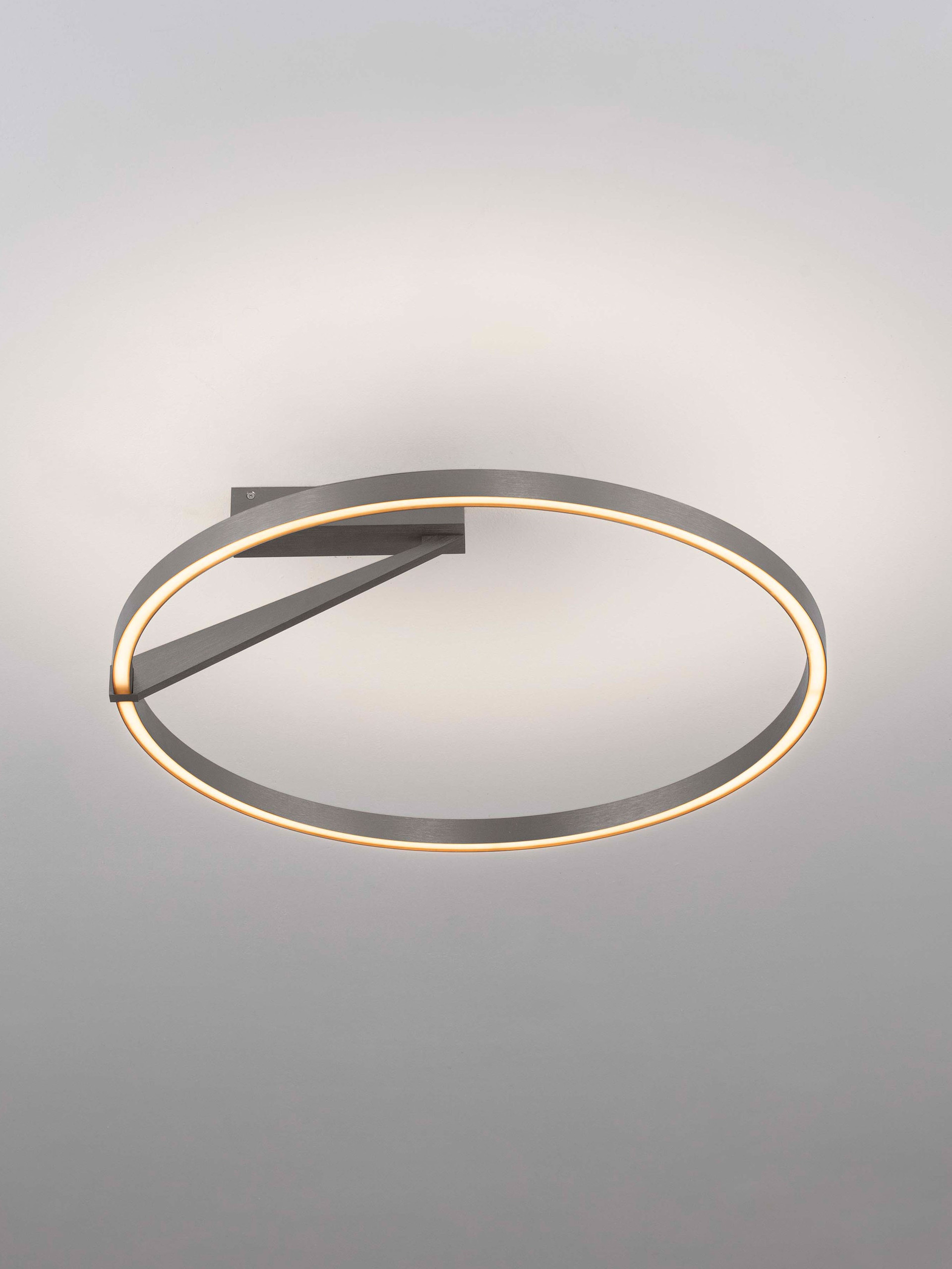 TILIA | H 20 D 60 cm | 38 W | 3000/2700/4000 K | 2242 lm | IP20 | Foggy Nickel | Aluminum