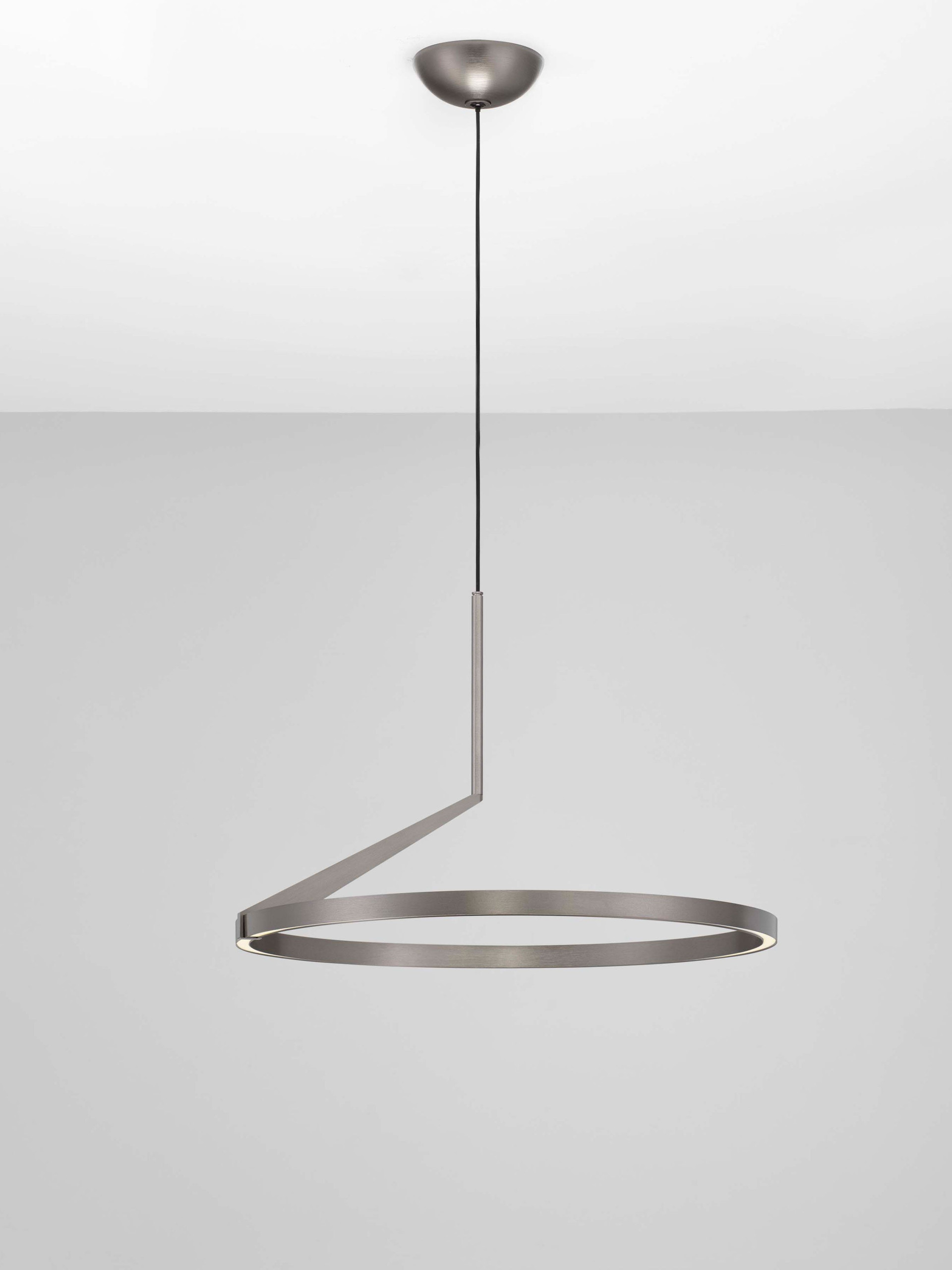 TILIA | H 250 D 60 cm | 31 W | 3000/2700/4000 K | 1829 lm | IP20 | Nebeliges Nickel | Aluminium
