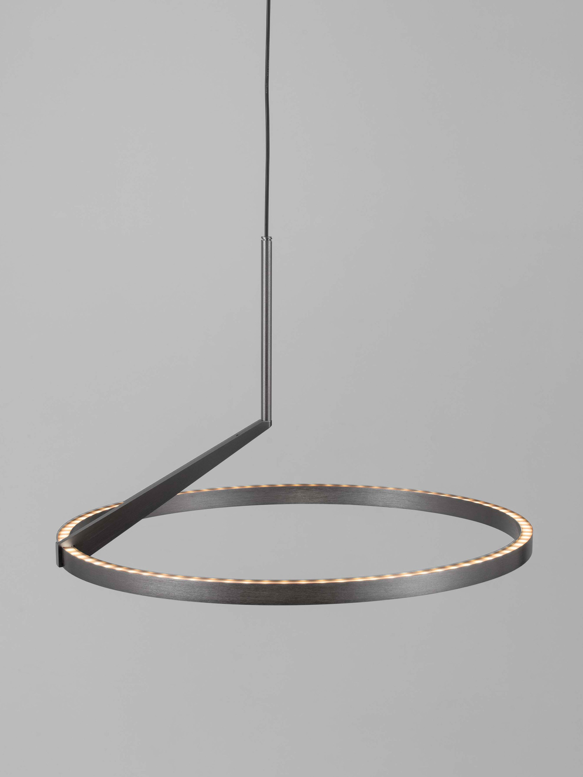 TILIA | H 250 D 60 cm | 31 W | 3000/2700/4000 K | 1829 lm | IP20 | Nebeliges Nickel | Aluminium