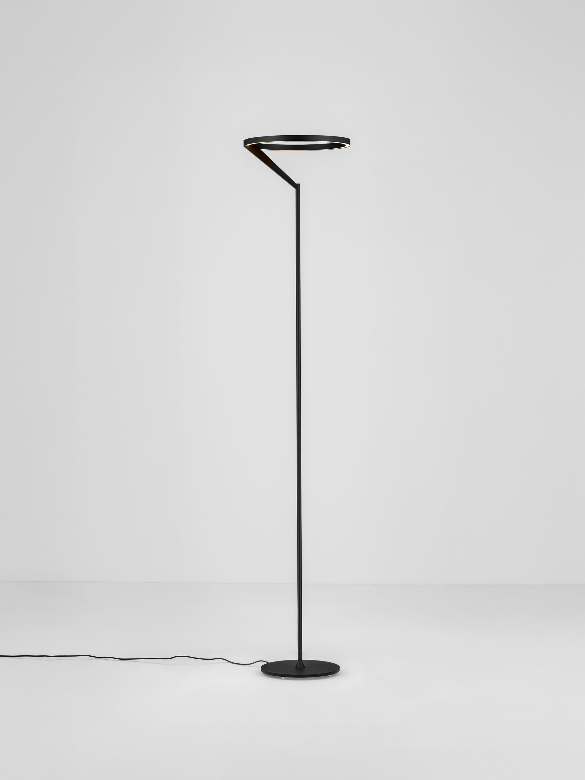 TILIA | H 168 D 33 cm | 26 W | 3000 K | 1149 lm | IP20 | Schwarz | Aluminium