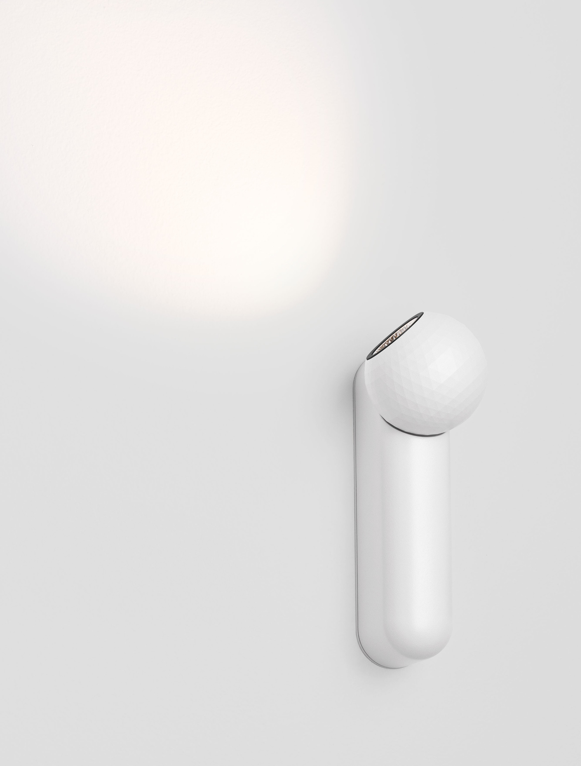 NOTIC | L 15.4 W 3.4 H 6.8 cm | 7 W | 2700 K | 455 lm | IP20 | Blanc | Aluminium